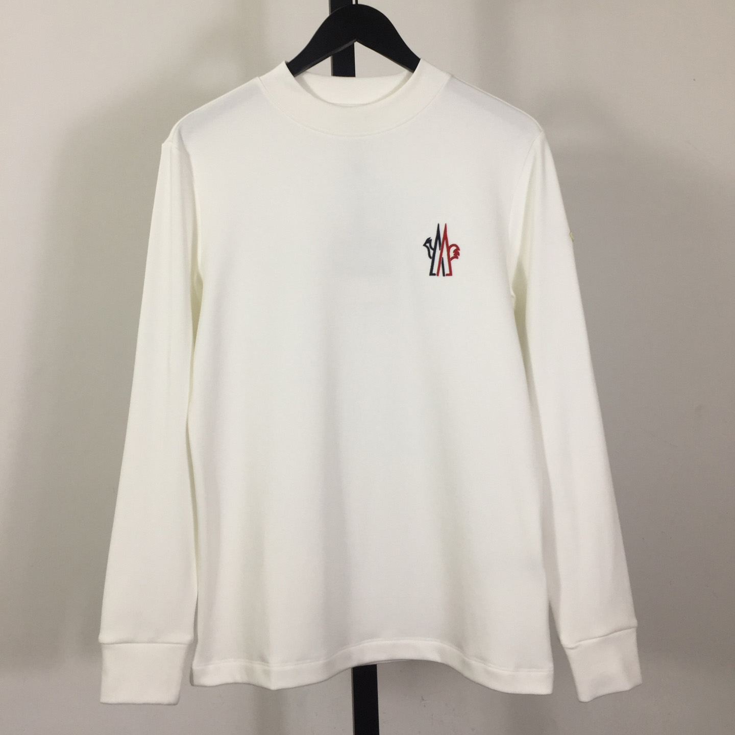 Moncler Long Sleeves - DesignerGu