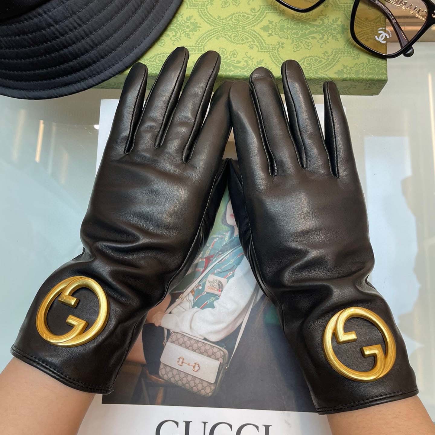 Gucci Women's Gloves  - DesignerGu