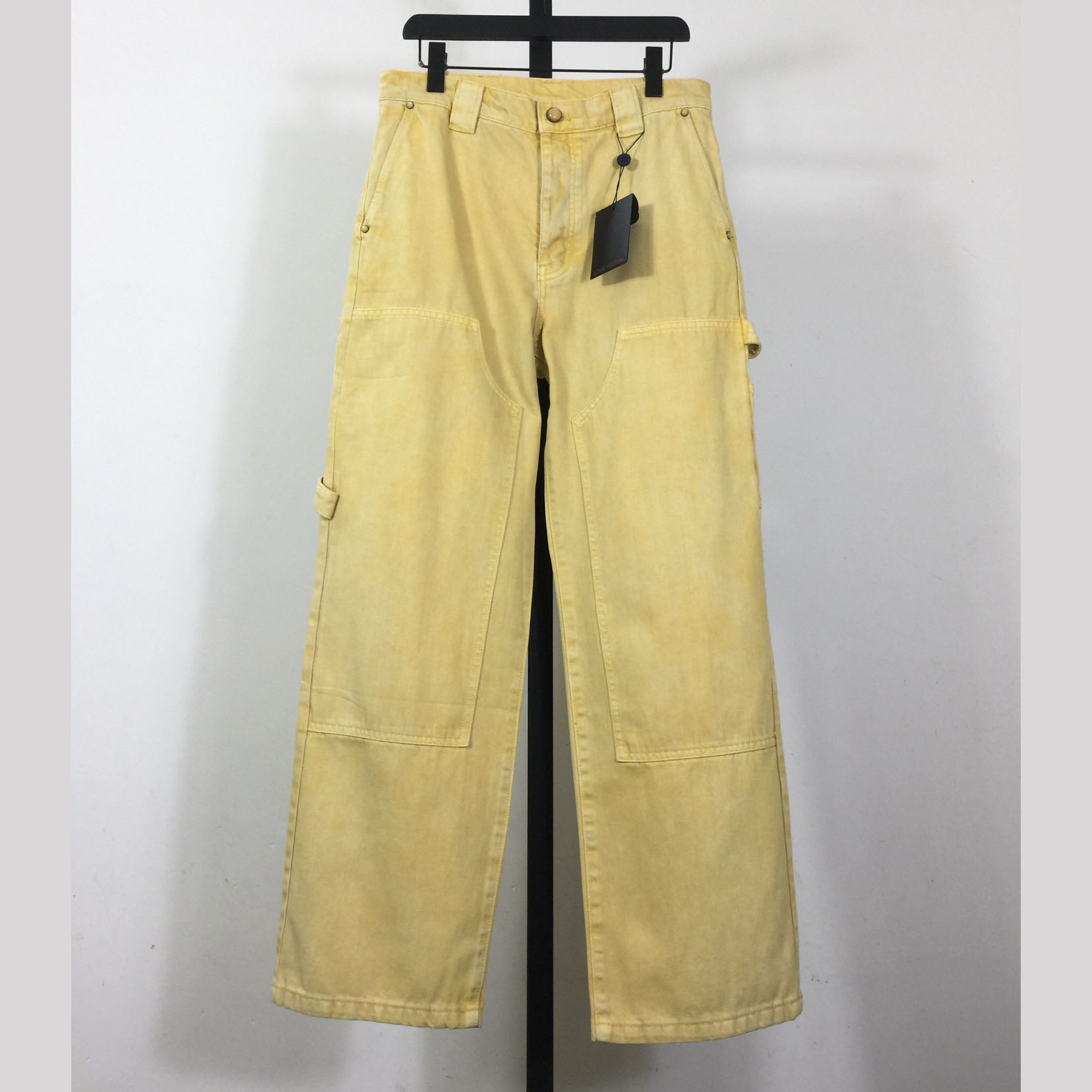 Louis Vuitton Garment-Dyed Denim Carpenter Pants   1AHVCG - DesignerGu