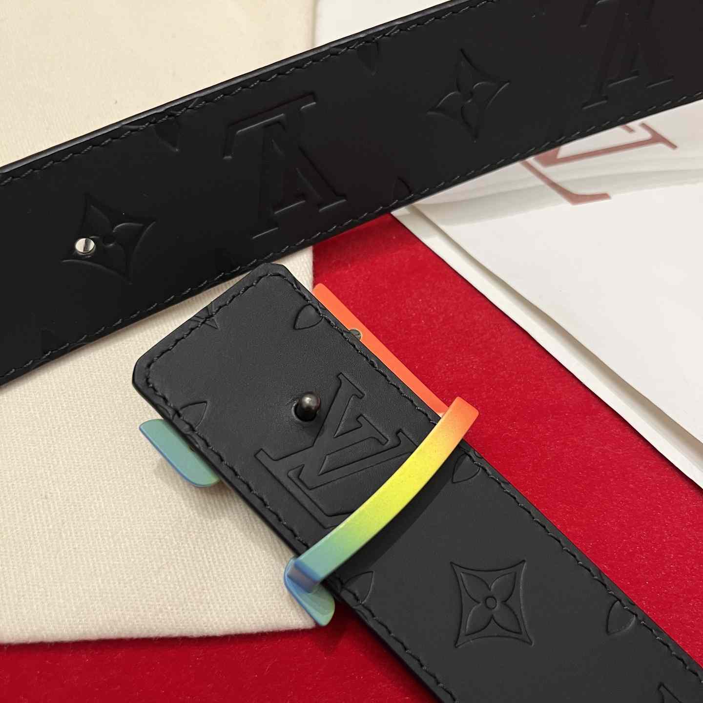 Louis Vuitton Reversible Belt  4cm - DesignerGu