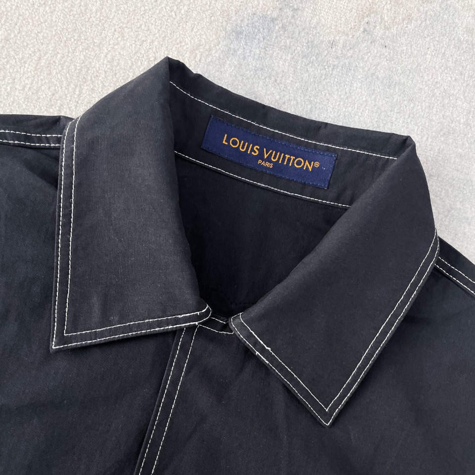 Louis Vuitton Short-Sleeved Shirt    - DesignerGu