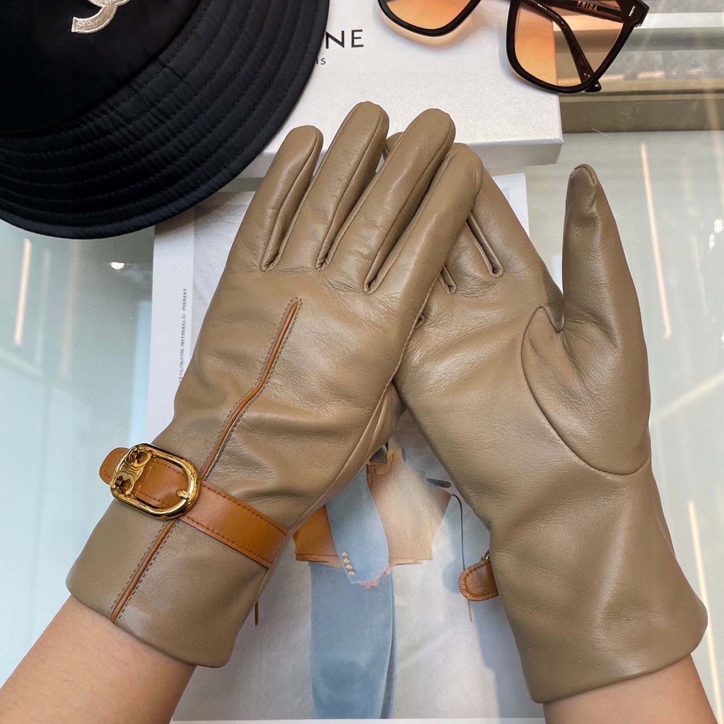 Celine Women's Gloves  - DesignerGu