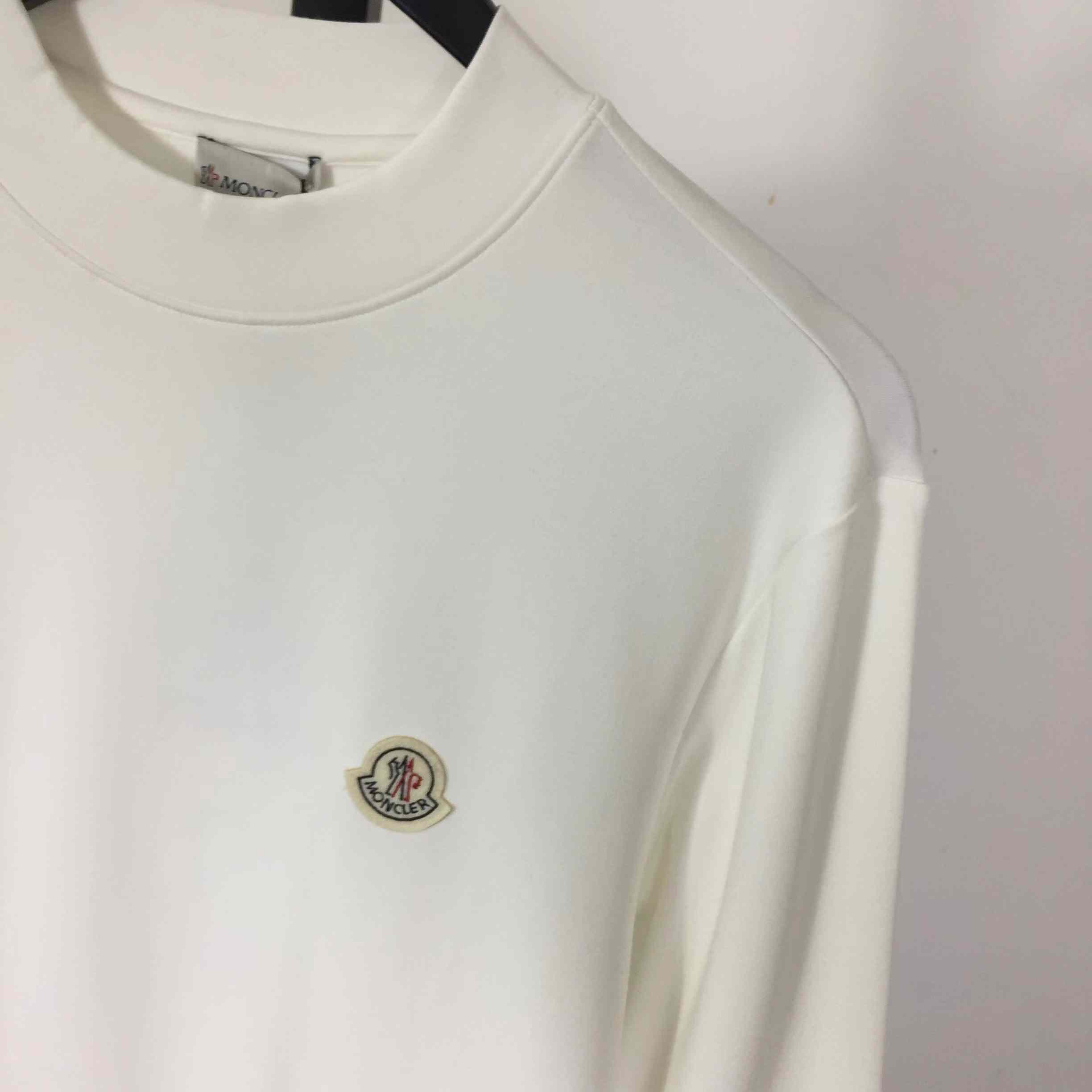 Moncler Long Sleeves - DesignerGu