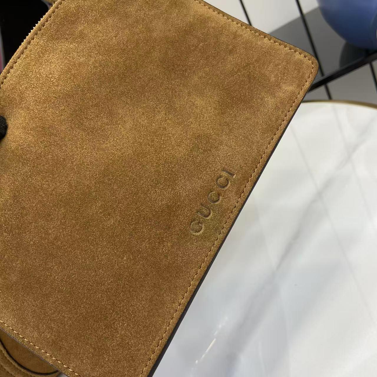 Gucci Softbit Maxi Shoulder Bag - DesignerGu