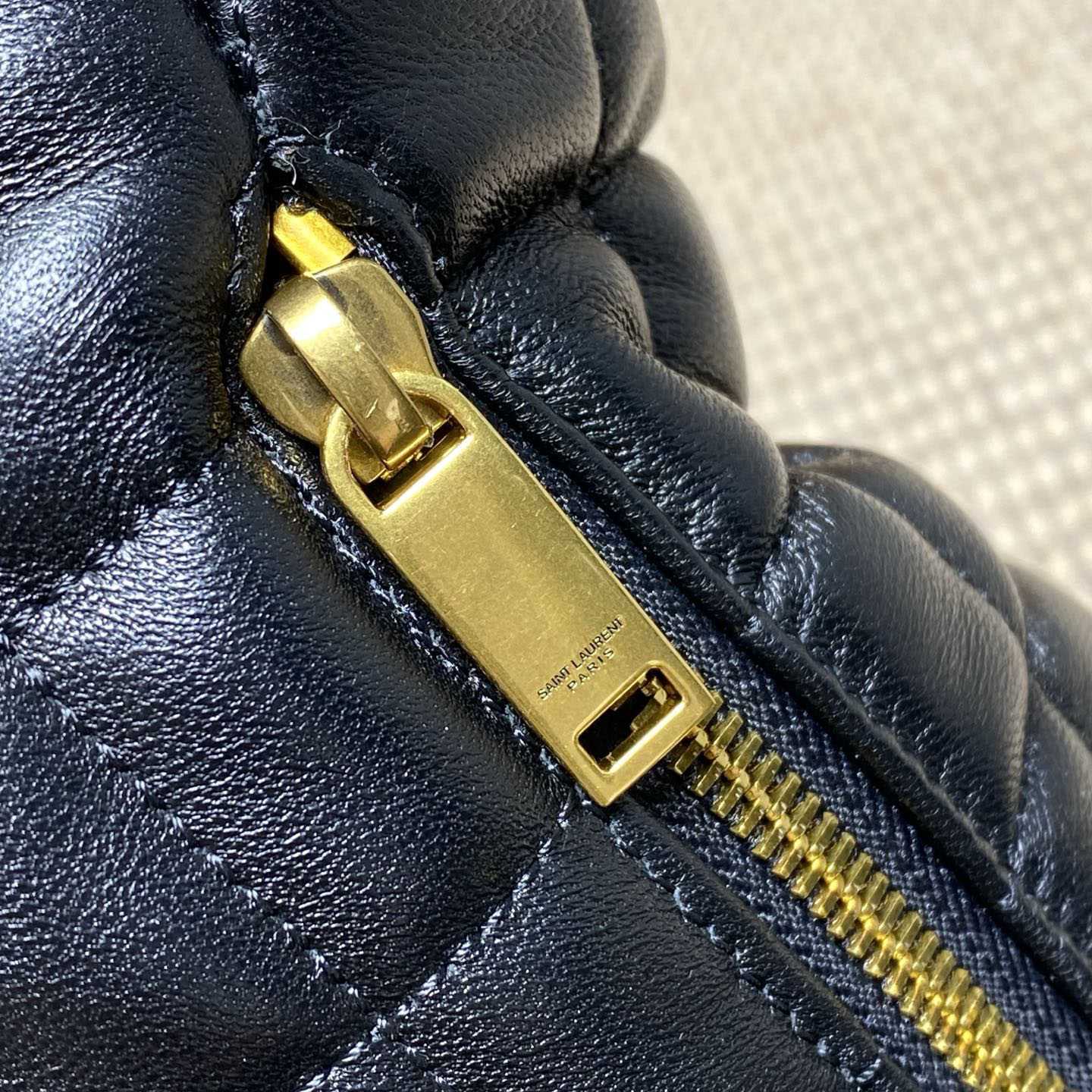 Saint Laurent Icare Hobo In Quilted Nappa - DesignerGu