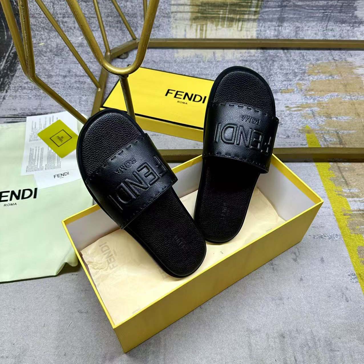 Fendi Slides - DesignerGu