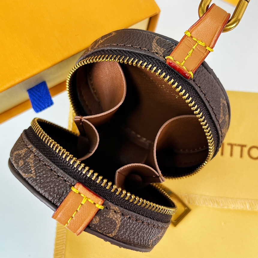 Louis Vuitton Round Case Pouch   M68524 - DesignerGu