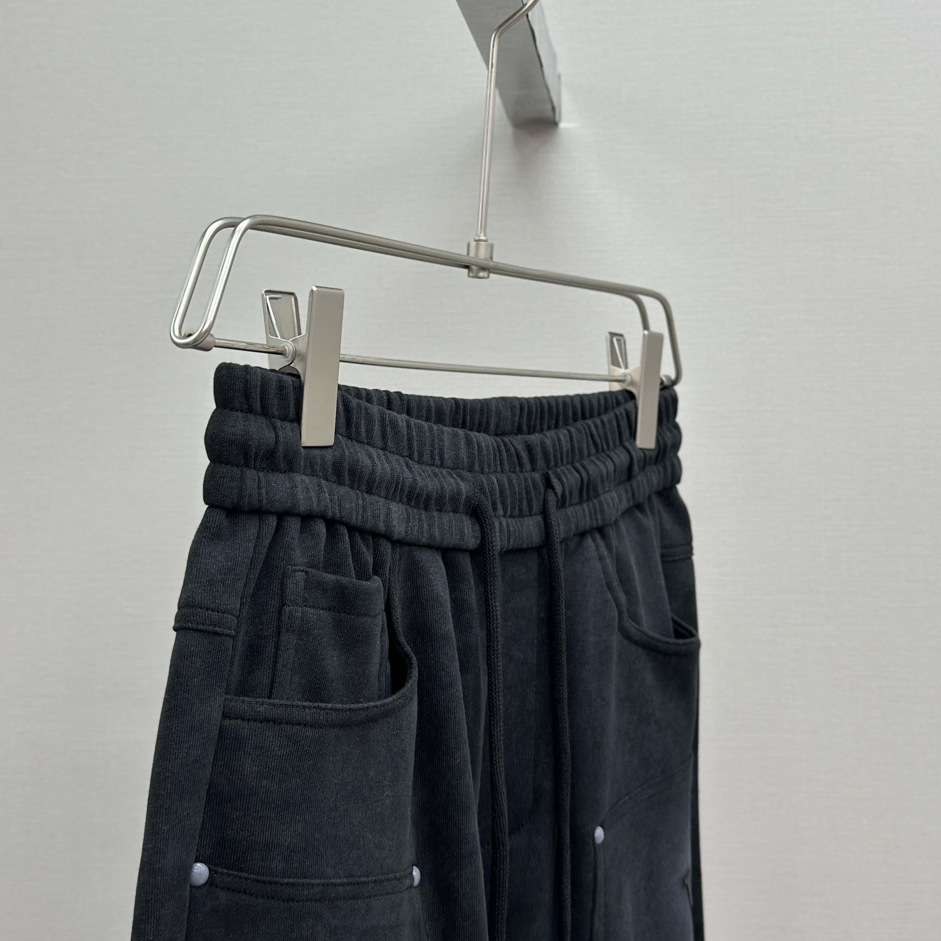 Louis Vuitton Cotton Pants - DesignerGu