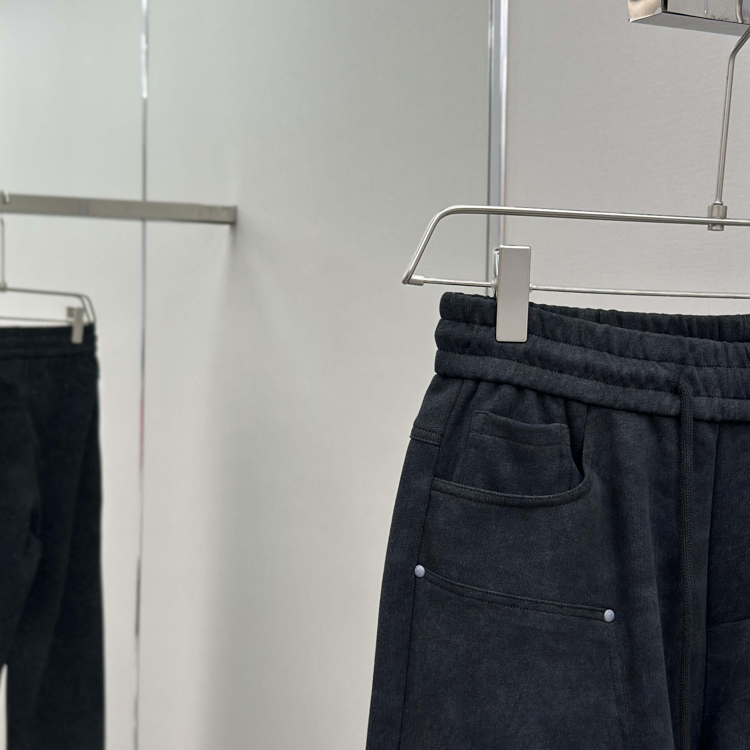 Louis Vuitton Cotton Pants - DesignerGu