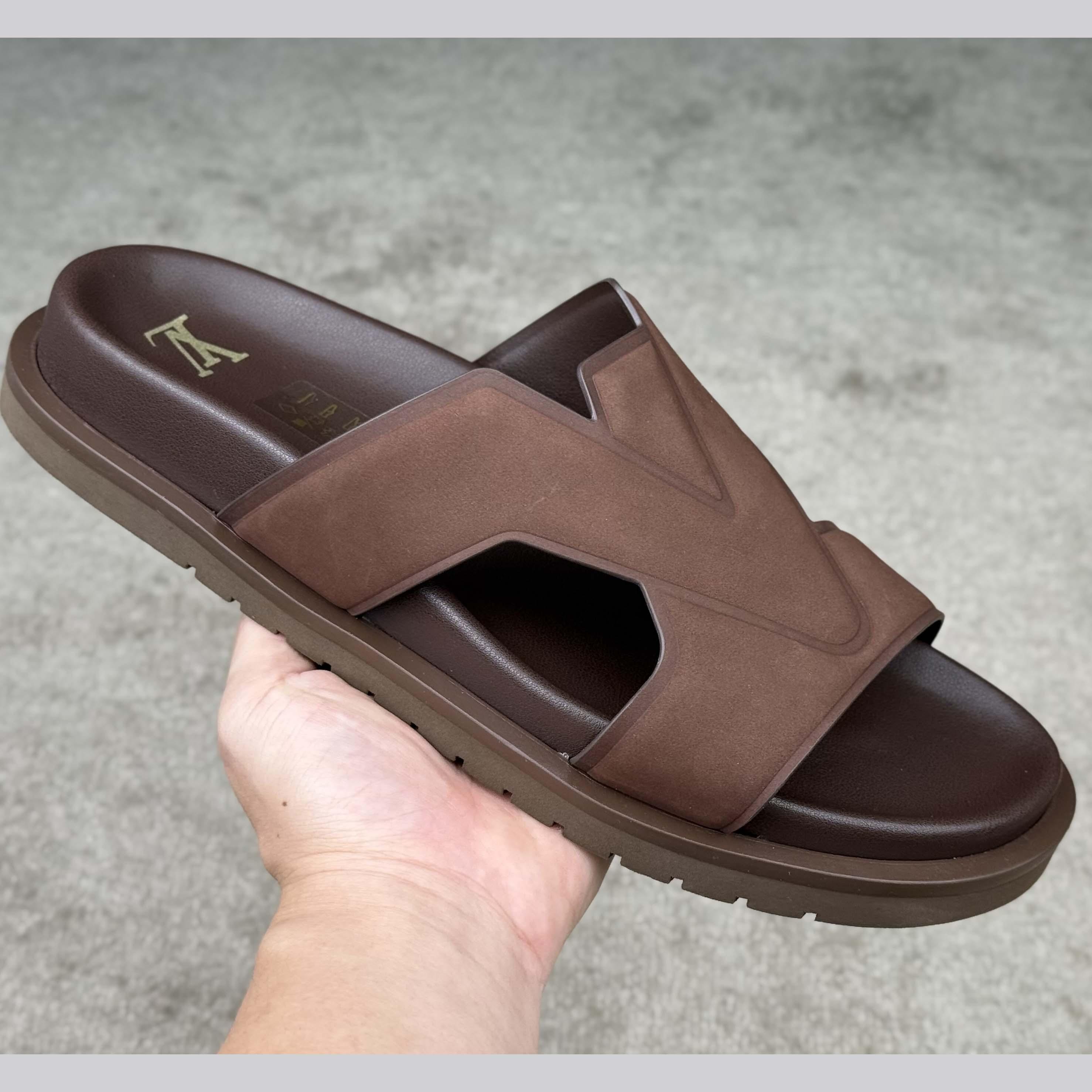 Louis Vuitton LV Oasis Mule    - DesignerGu