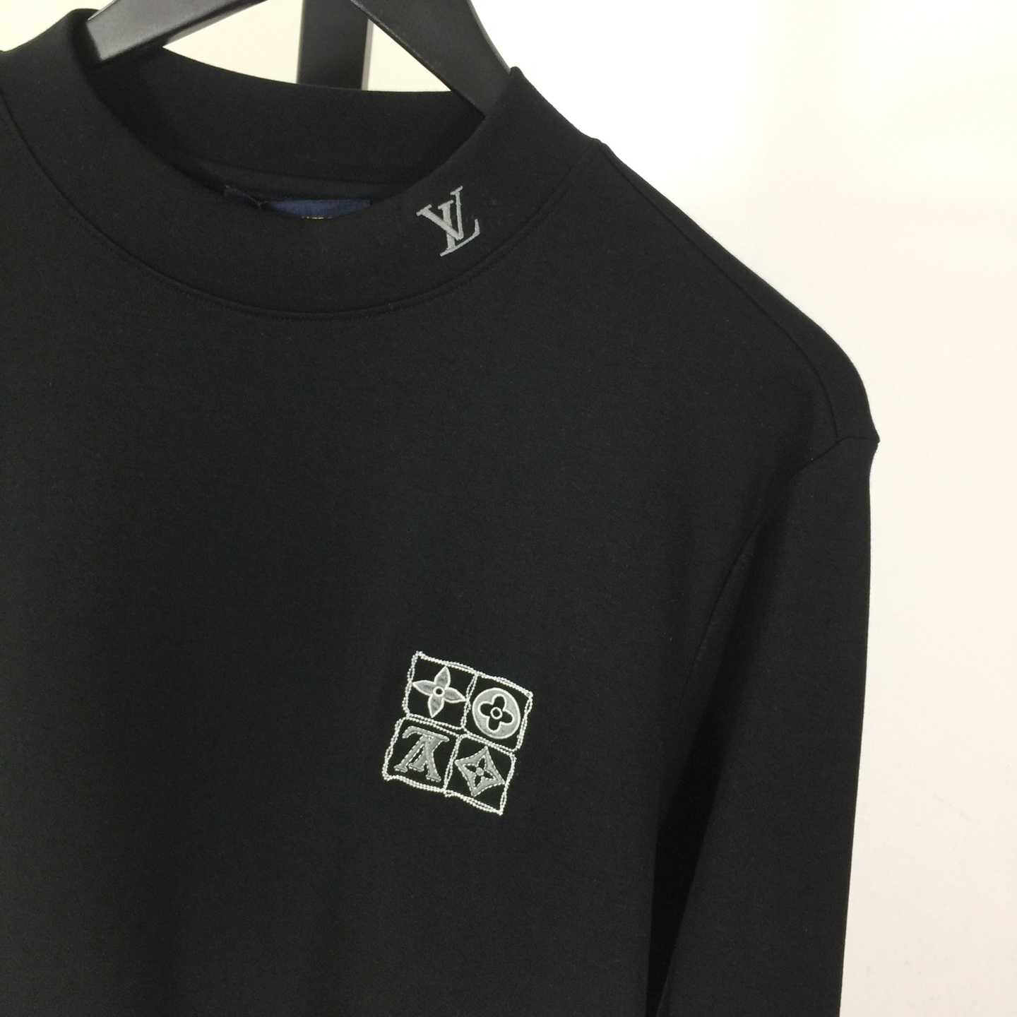 Louis Vuitton Embossed LV Long-Sleeved T-Shirt - DesignerGu