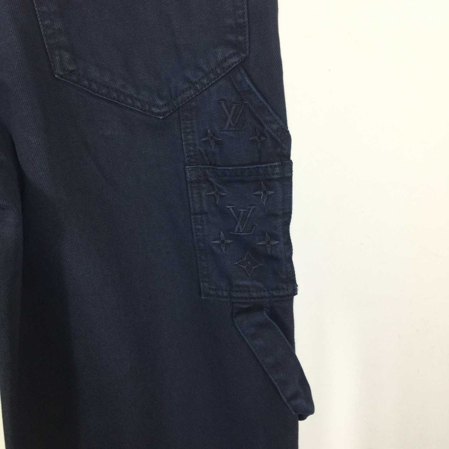 Louis Vuitton Garment-Dyed Denim Carpenter Pants   1AHVCS - DesignerGu