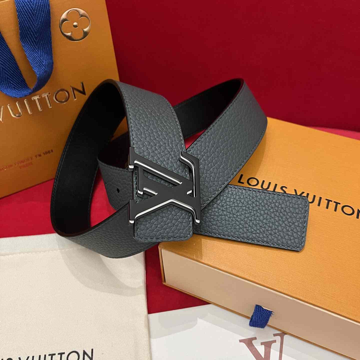 Louis Vuitton 40mm Reversible Belt  - DesignerGu