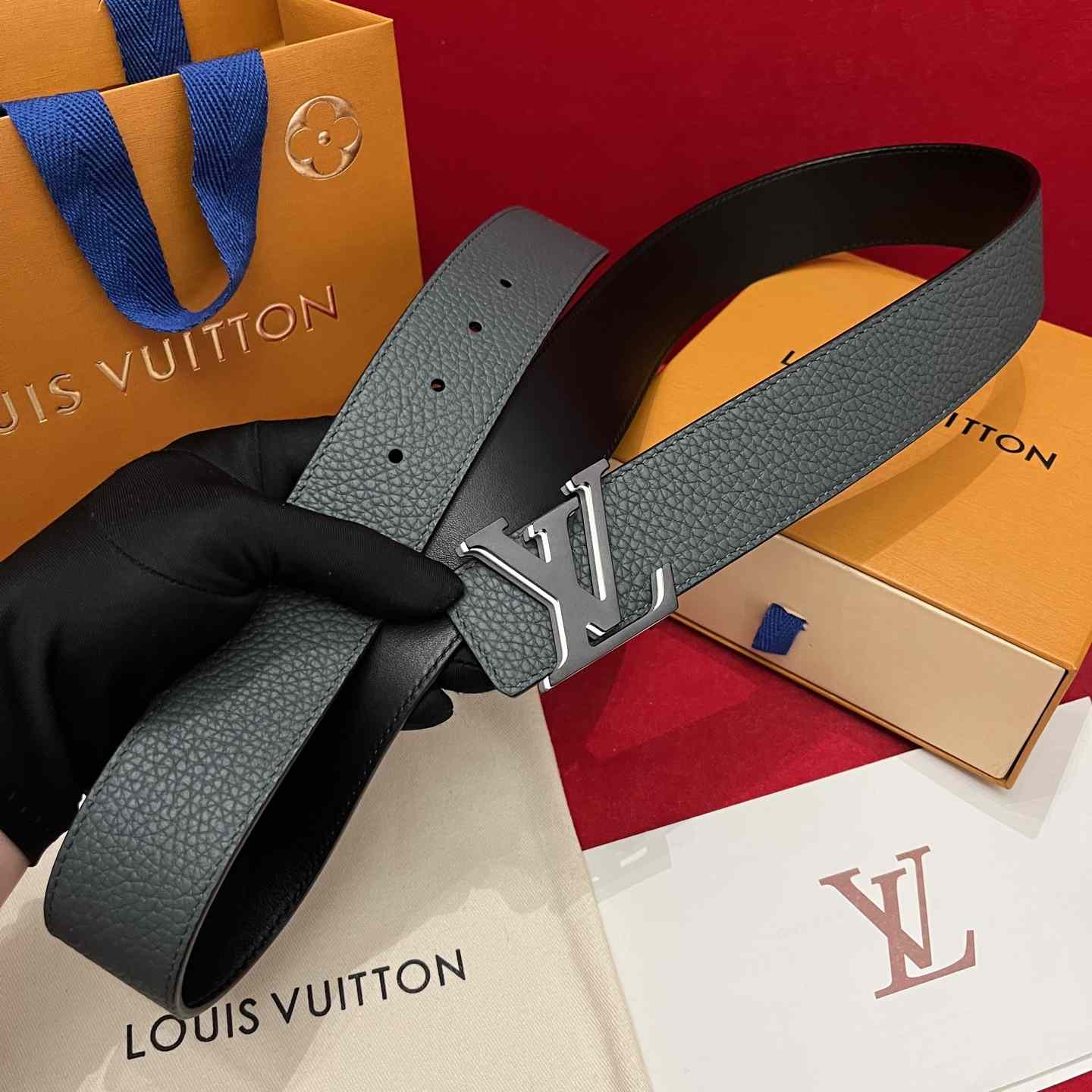 Louis Vuitton 40mm Reversible Belt  - DesignerGu