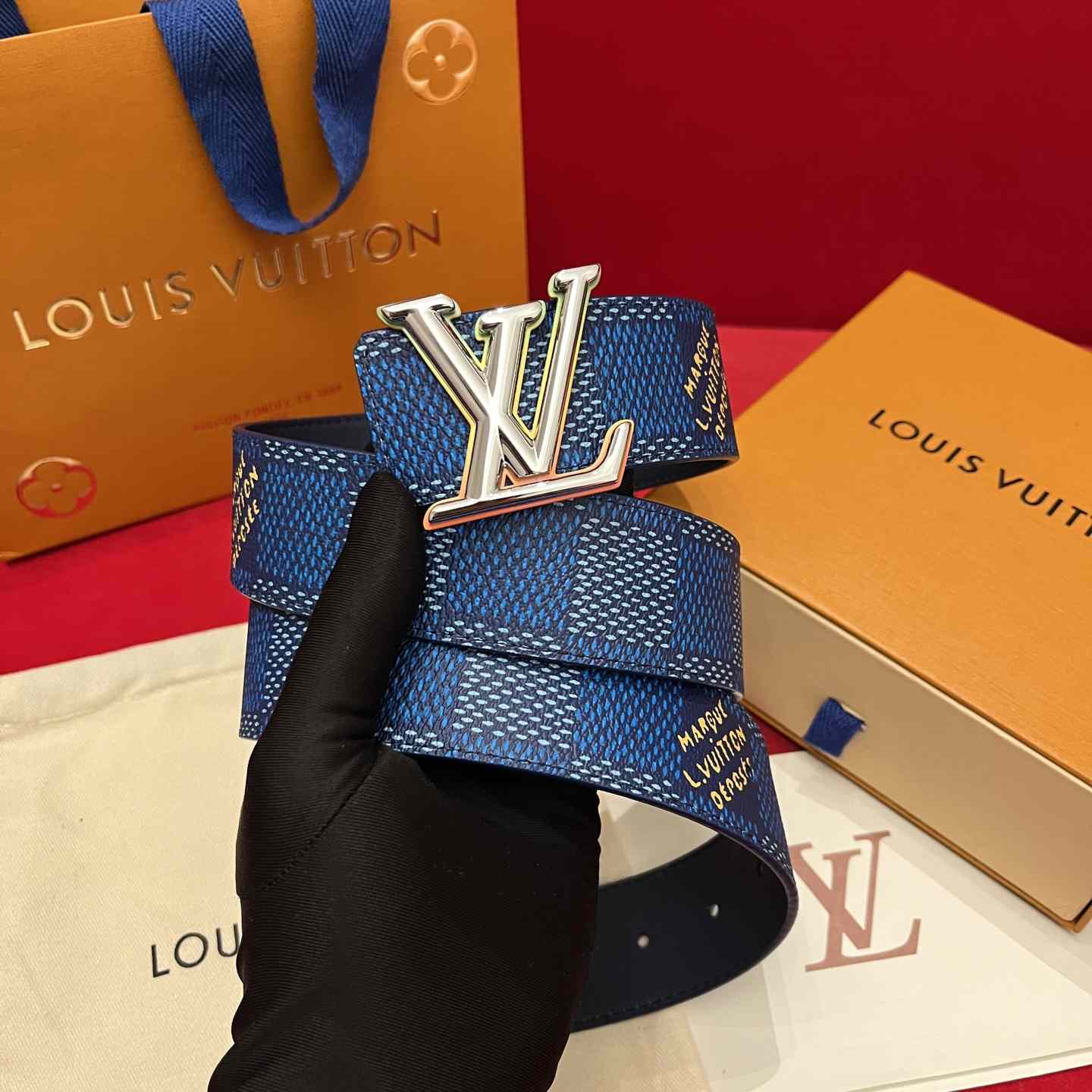 Louis Vuitton LV Initiales 40mm Reversible Belt  - DesignerGu