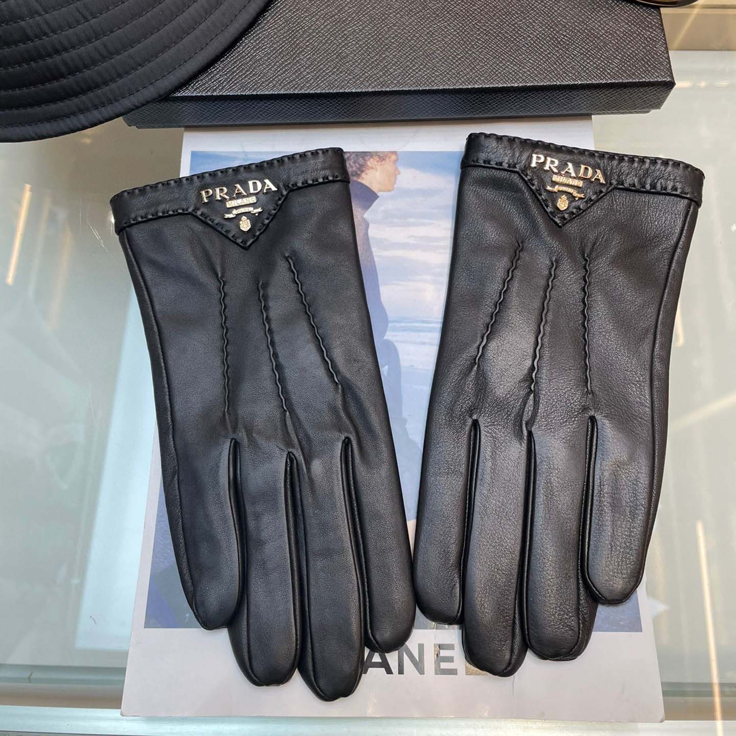 Prada Men's Gloves  - DesignerGu