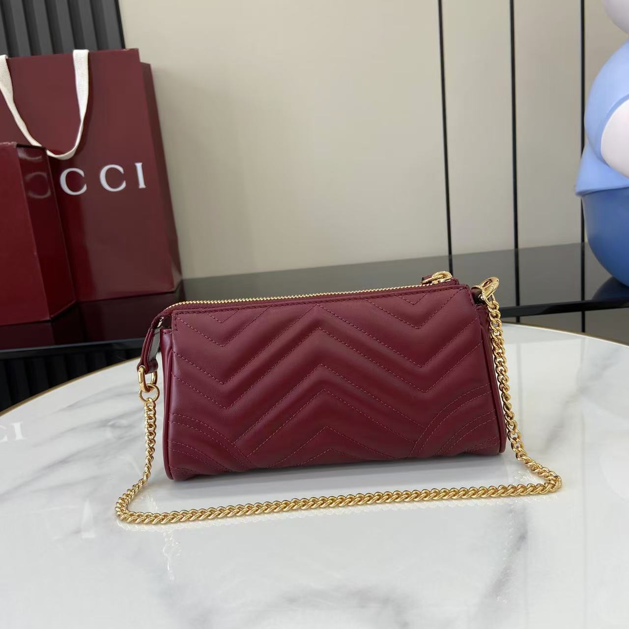 Gucci GG Marmont Small Shoulder Bag - DesignerGu
