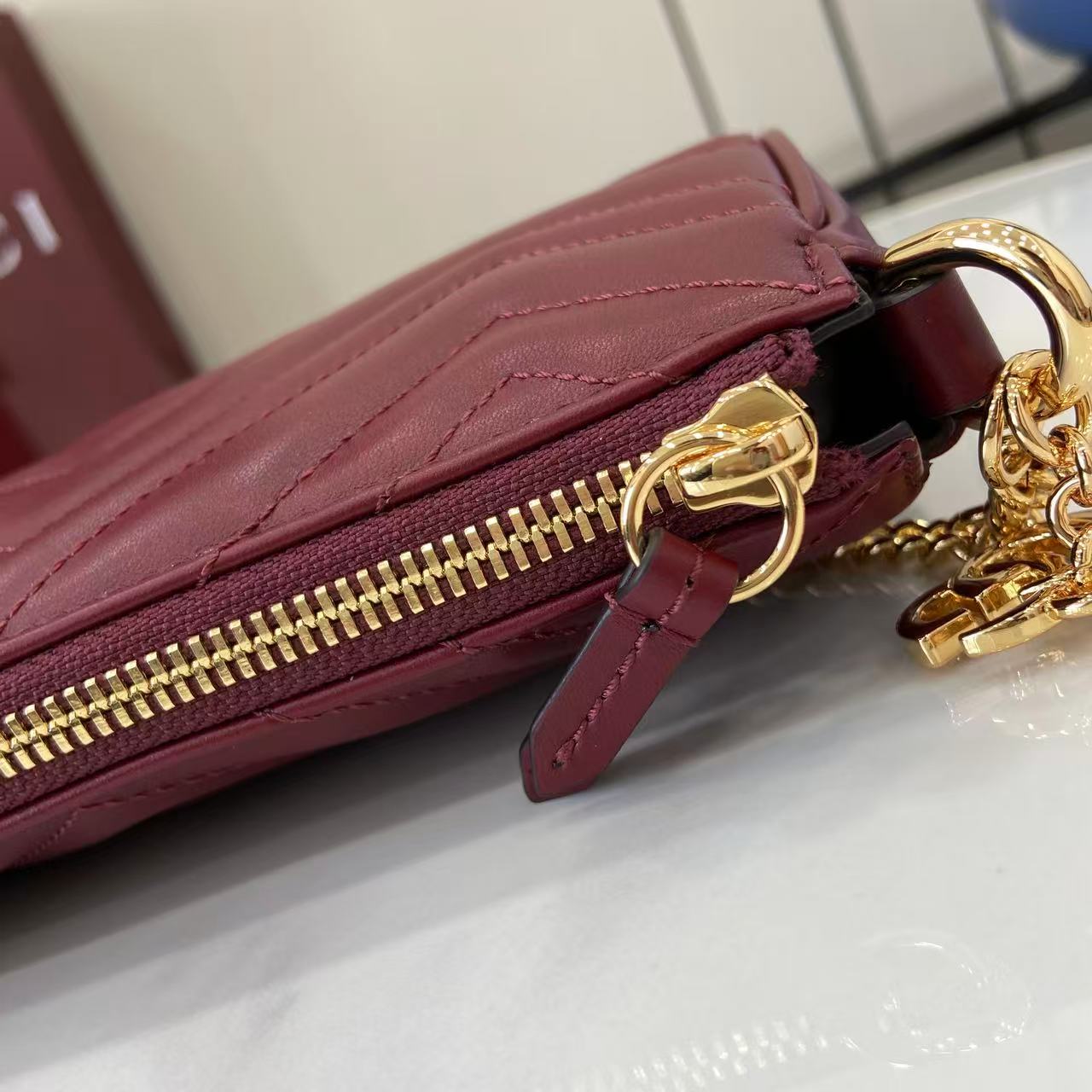 Gucci GG Marmont Small Shoulder Bag - DesignerGu
