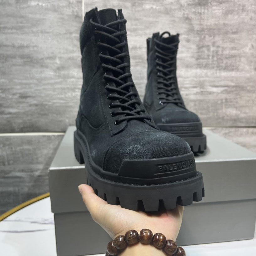 Balenciaga Combat Strike 20mm Boot In Black Cotton Canvas - DesignerGu