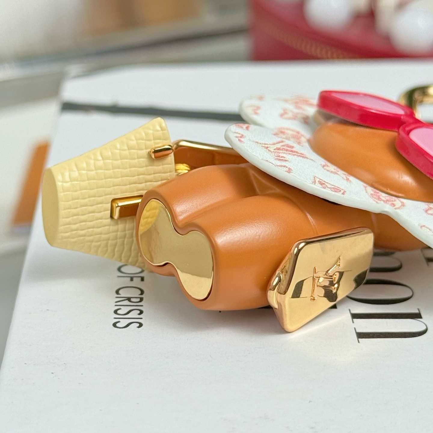 Louis Vuitton Summer Vivienne Bag Charm   M02591 - DesignerGu