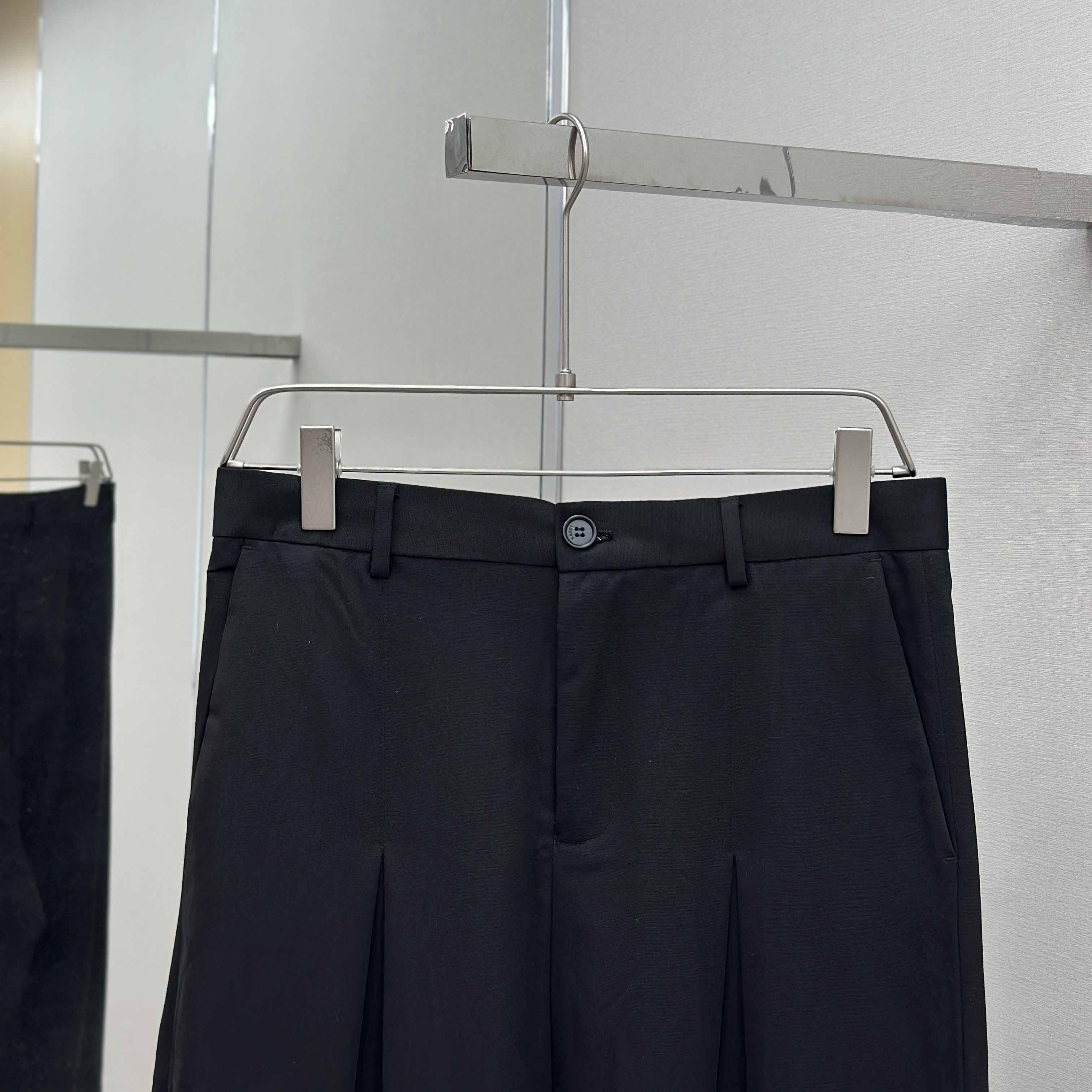 Loewe Low Crotch Trousers In Cotton - DesignerGu