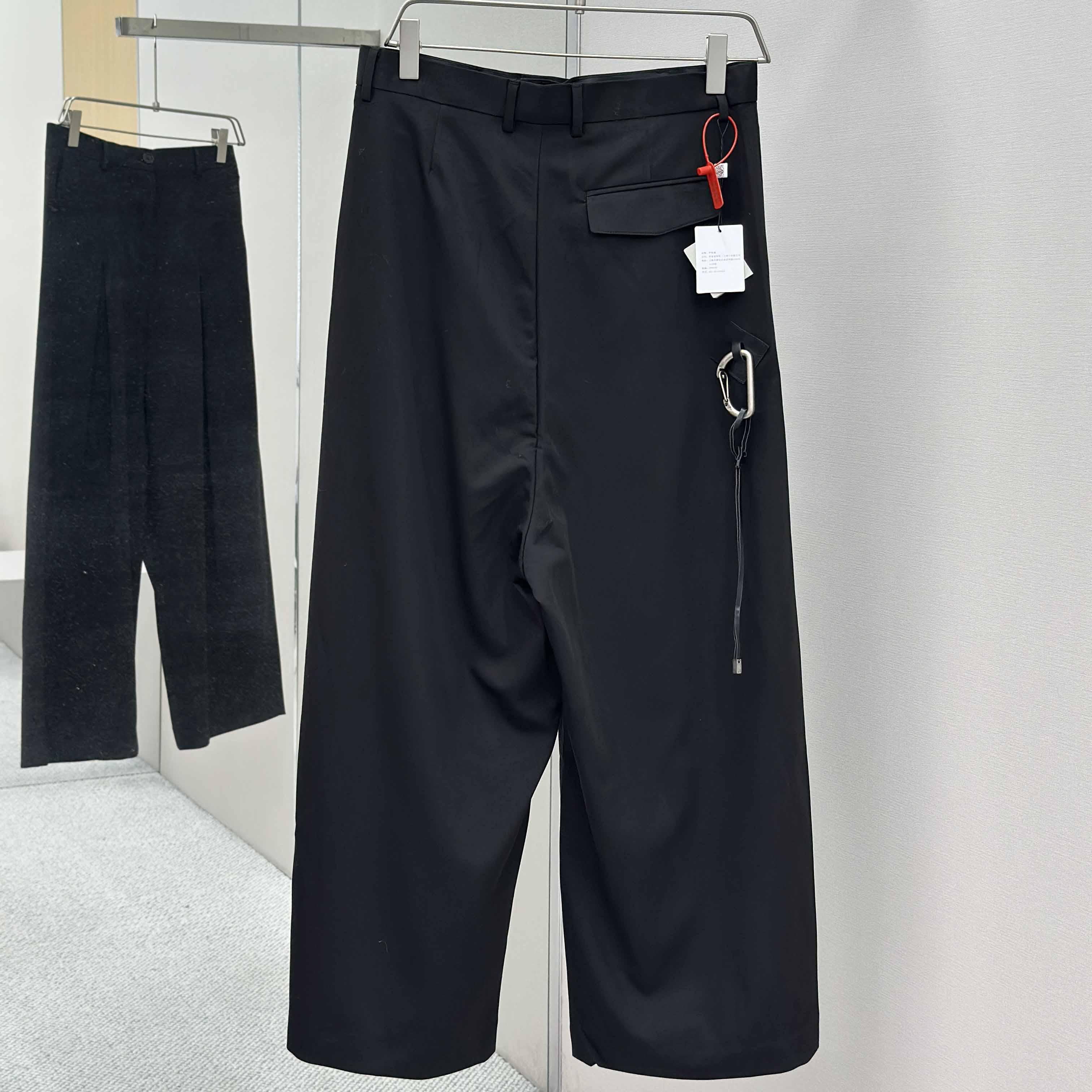 Loewe Low Crotch Trousers In Cotton - DesignerGu