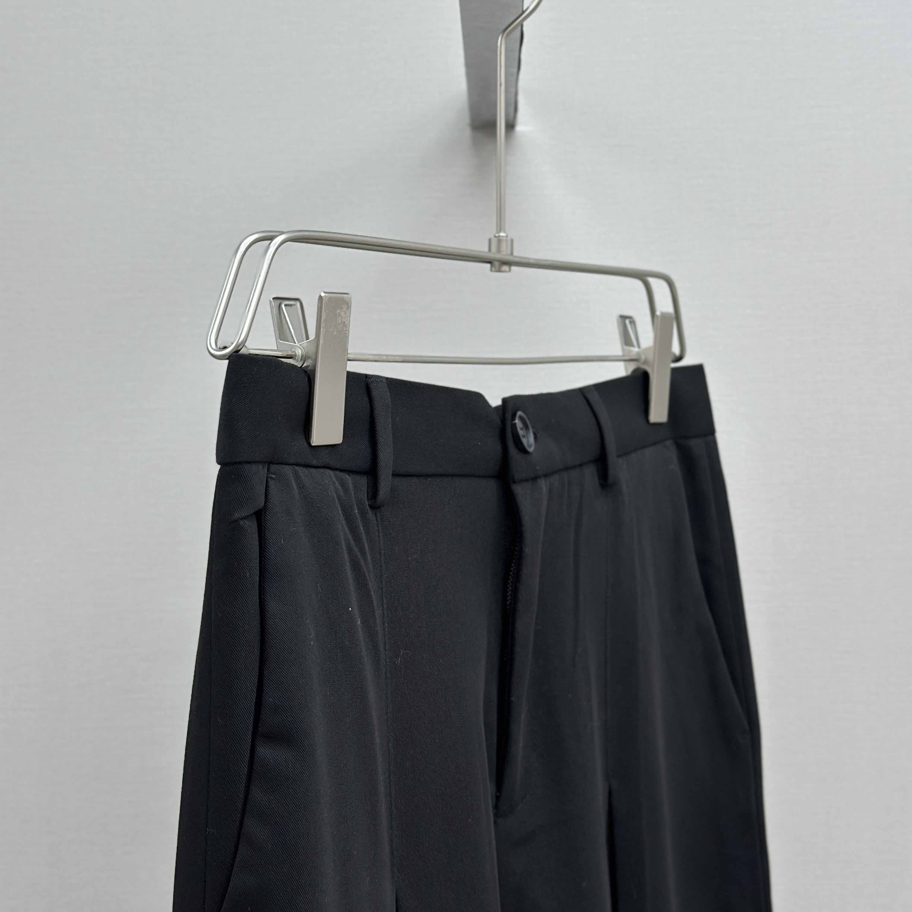 Loewe Low Crotch Trousers In Cotton - DesignerGu