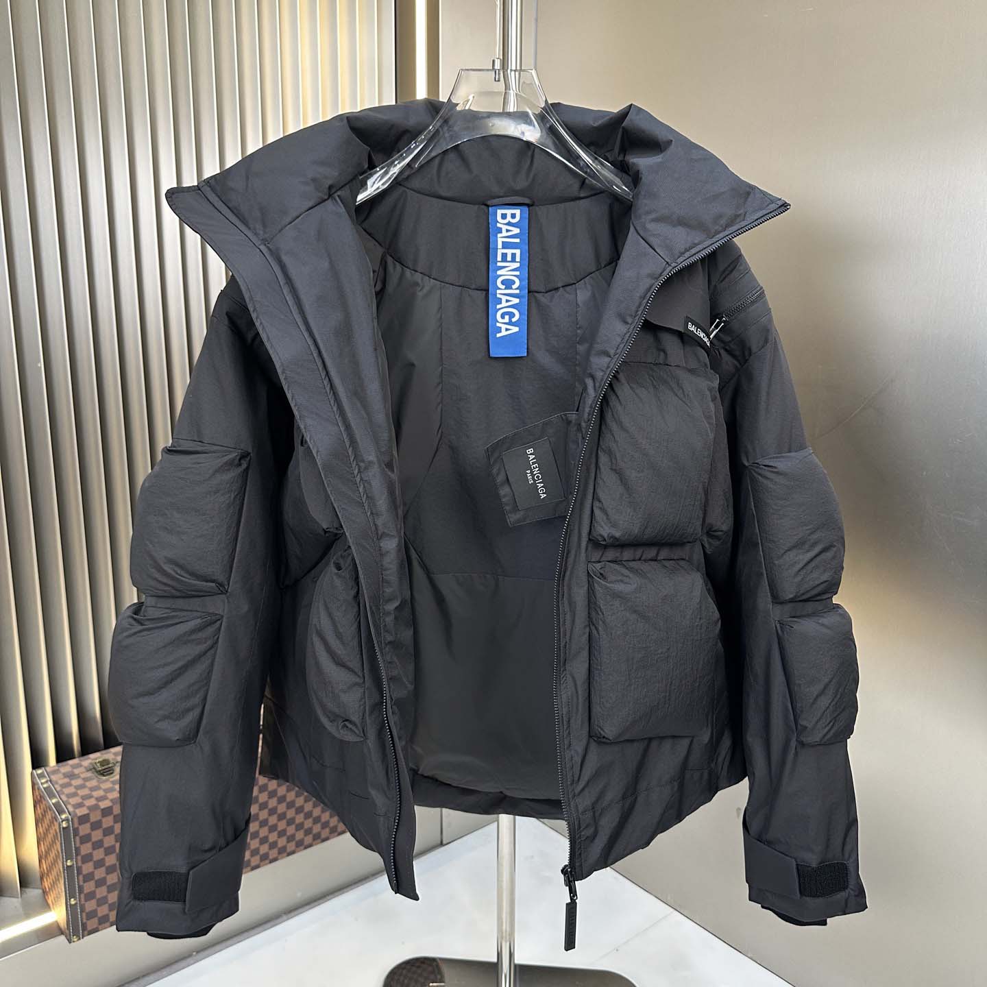 Balenciaga Puffer Jacket - DesignerGu