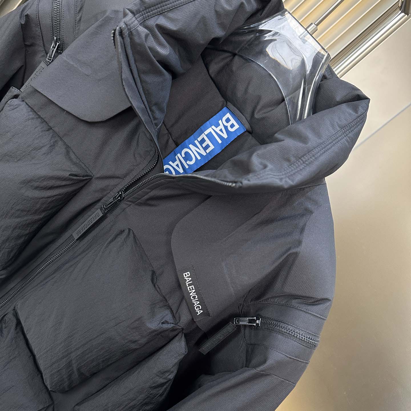 Balenciaga Puffer Jacket - DesignerGu