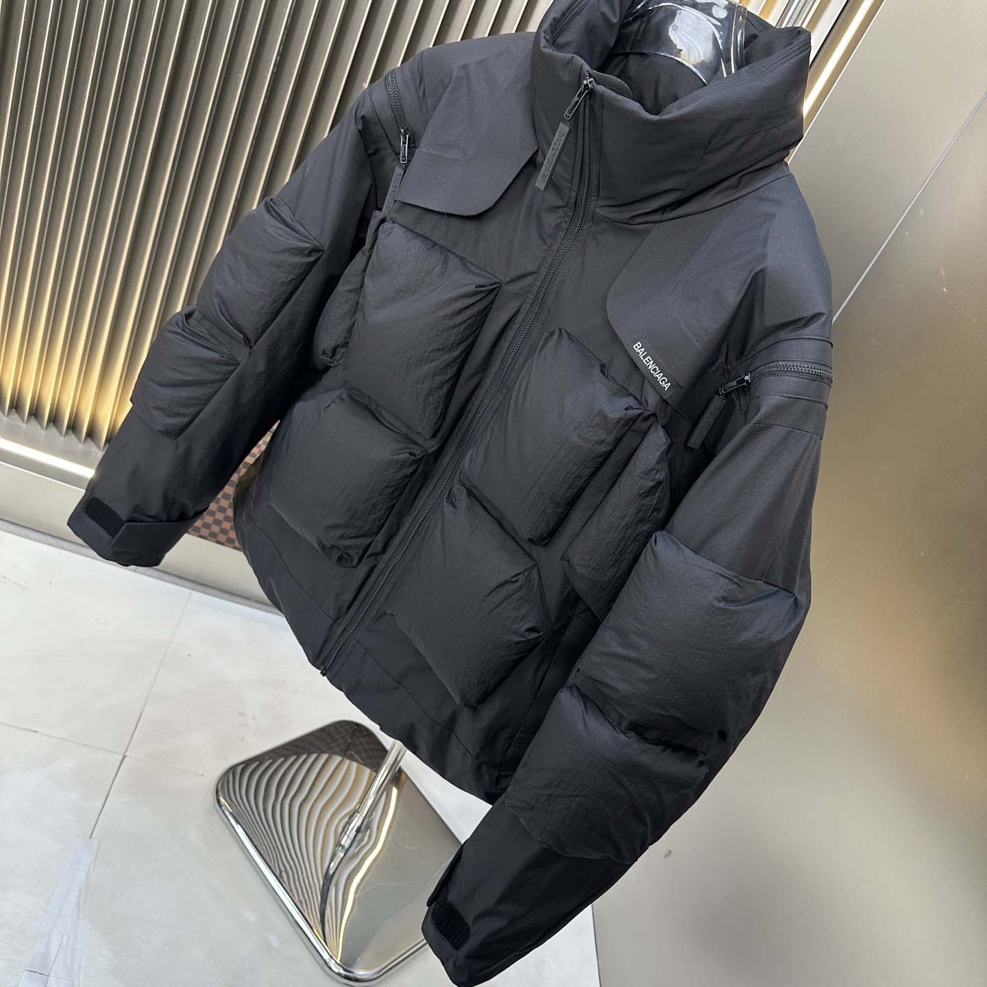 Balenciaga Puffer Jacket - DesignerGu