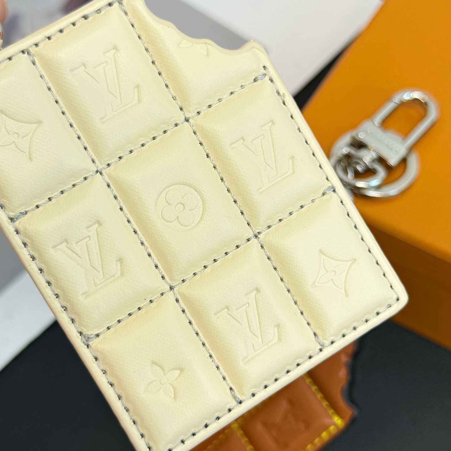 Louis Vuitton LV Chocolate Bar Key Holder and Bag Charm   M02875 - DesignerGu