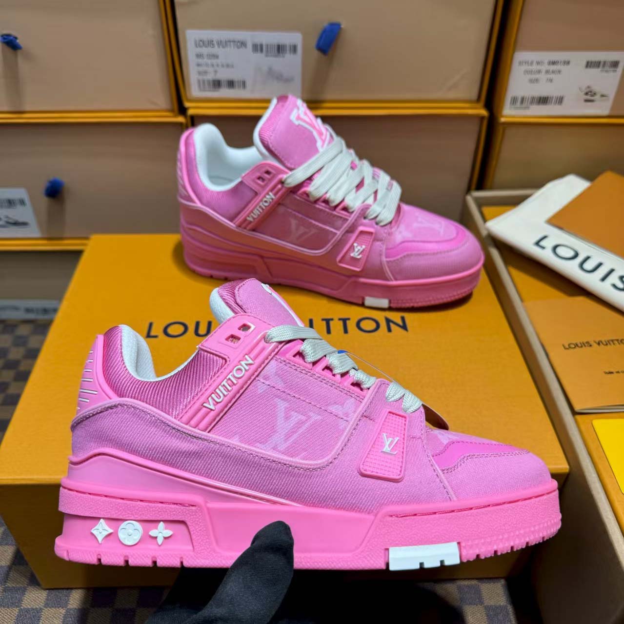 Louis Vuitton LV Trainer Sneaker      - DesignerGu