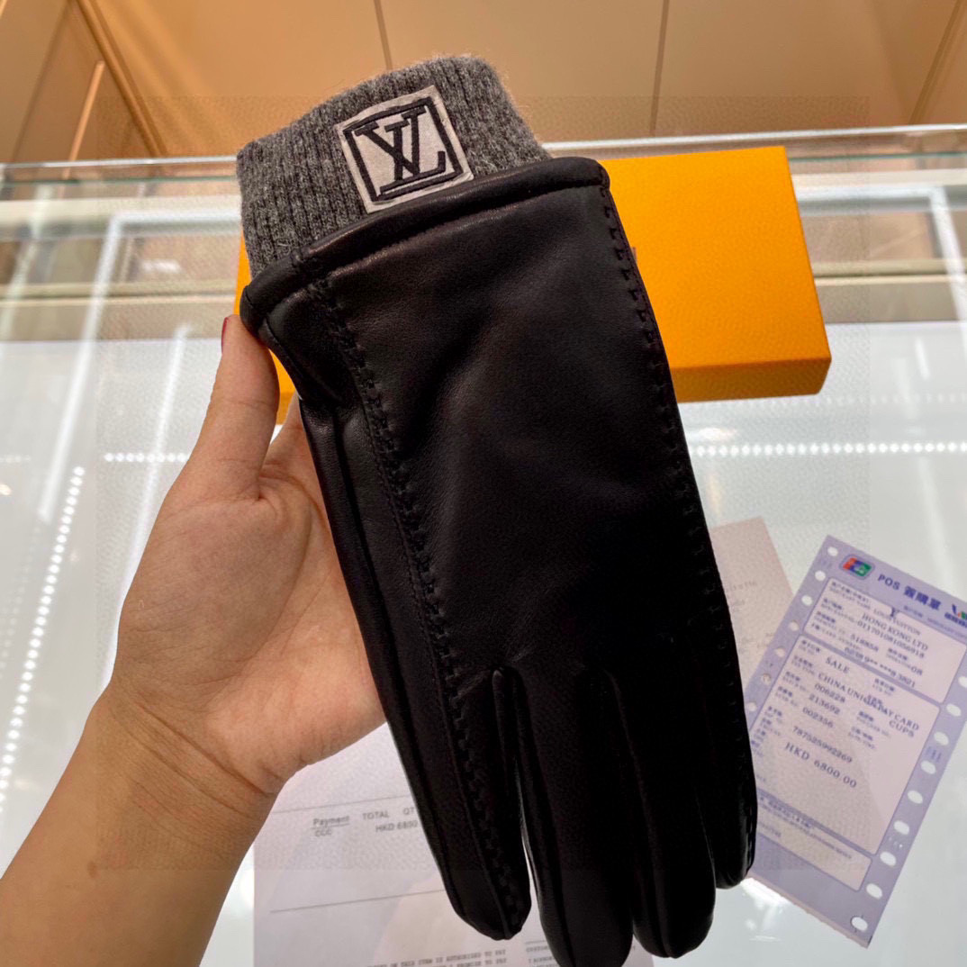 Louis Vuitton Men's Gloves  - DesignerGu