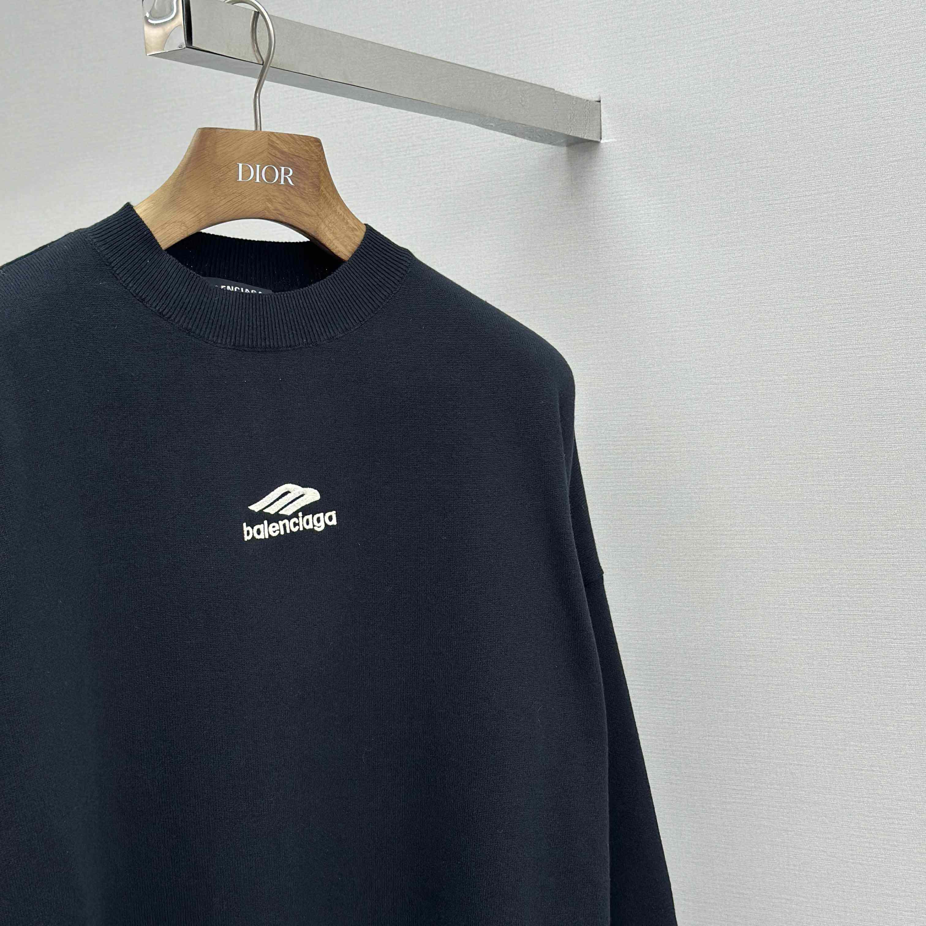 Balenciaga Ski Crewneck Sweater In Black - DesignerGu