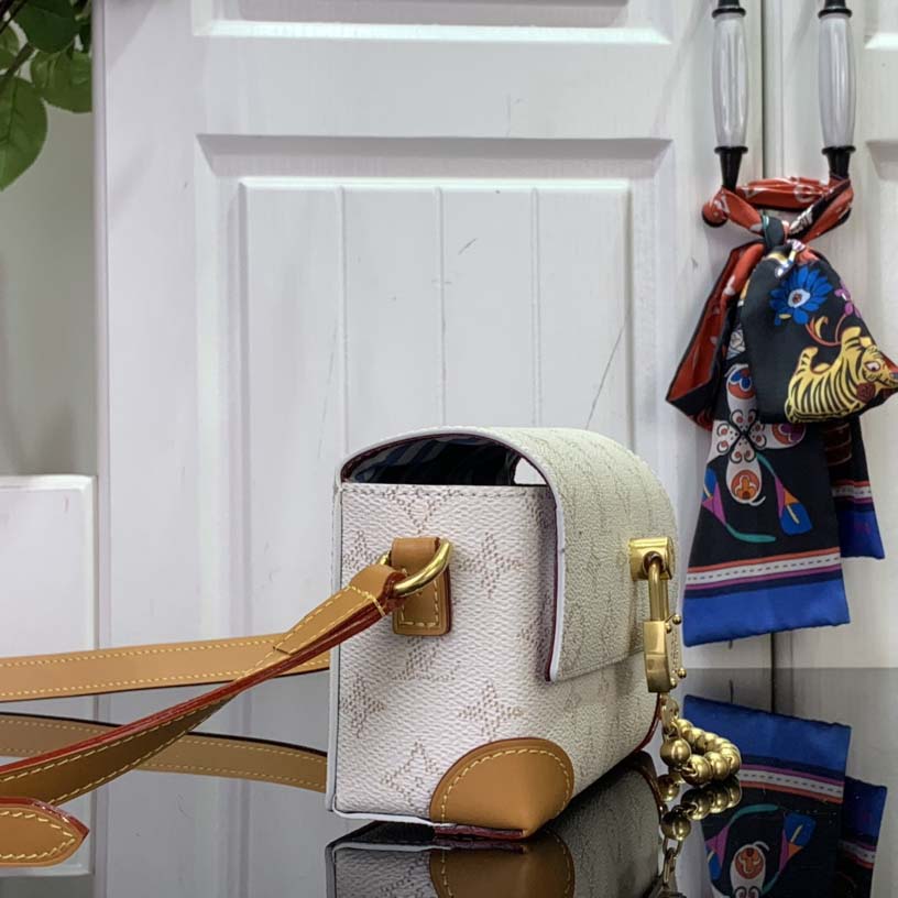 Louis Vuitton Steamer Wearable Wallet    M14686 - DesignerGu