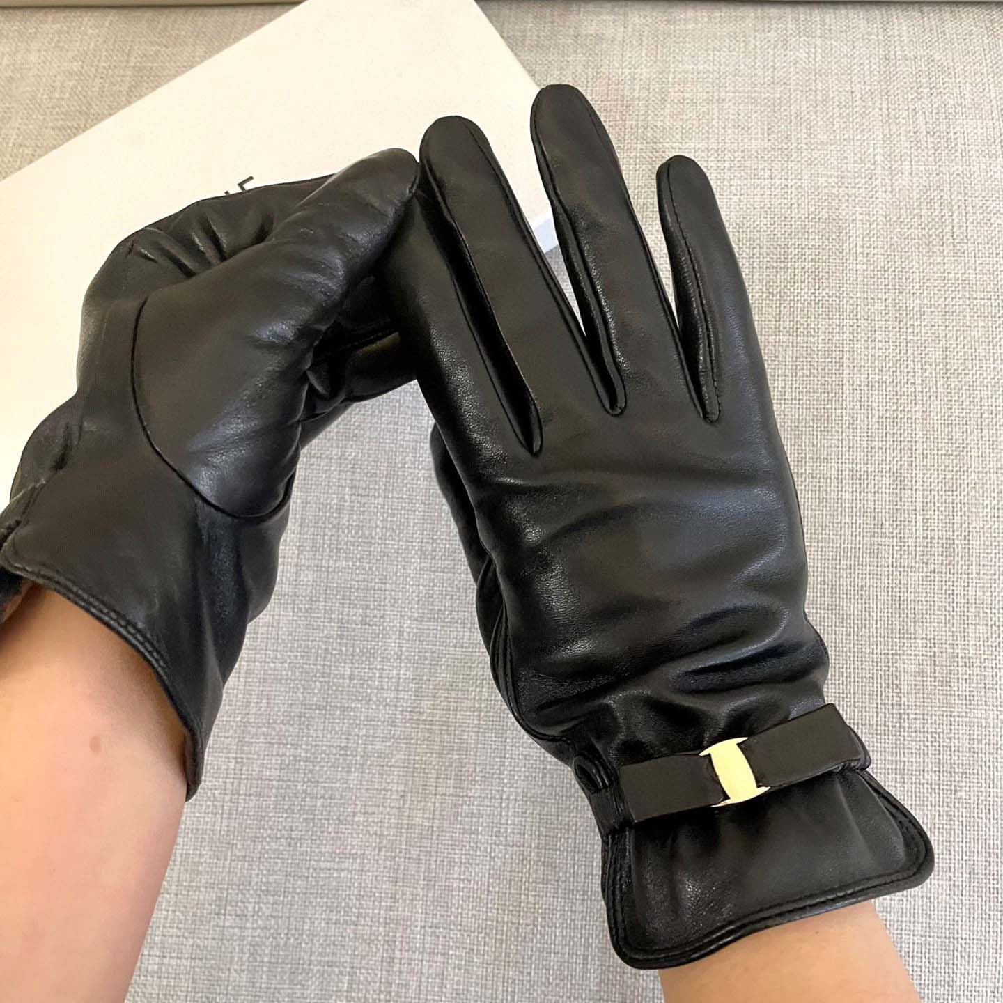 Celine Women's Gloves  - DesignerGu