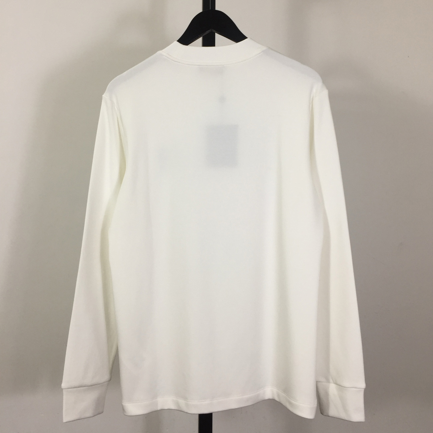 Louis Vuitton Embossed LV Long-Sleeved T-Shirt - DesignerGu