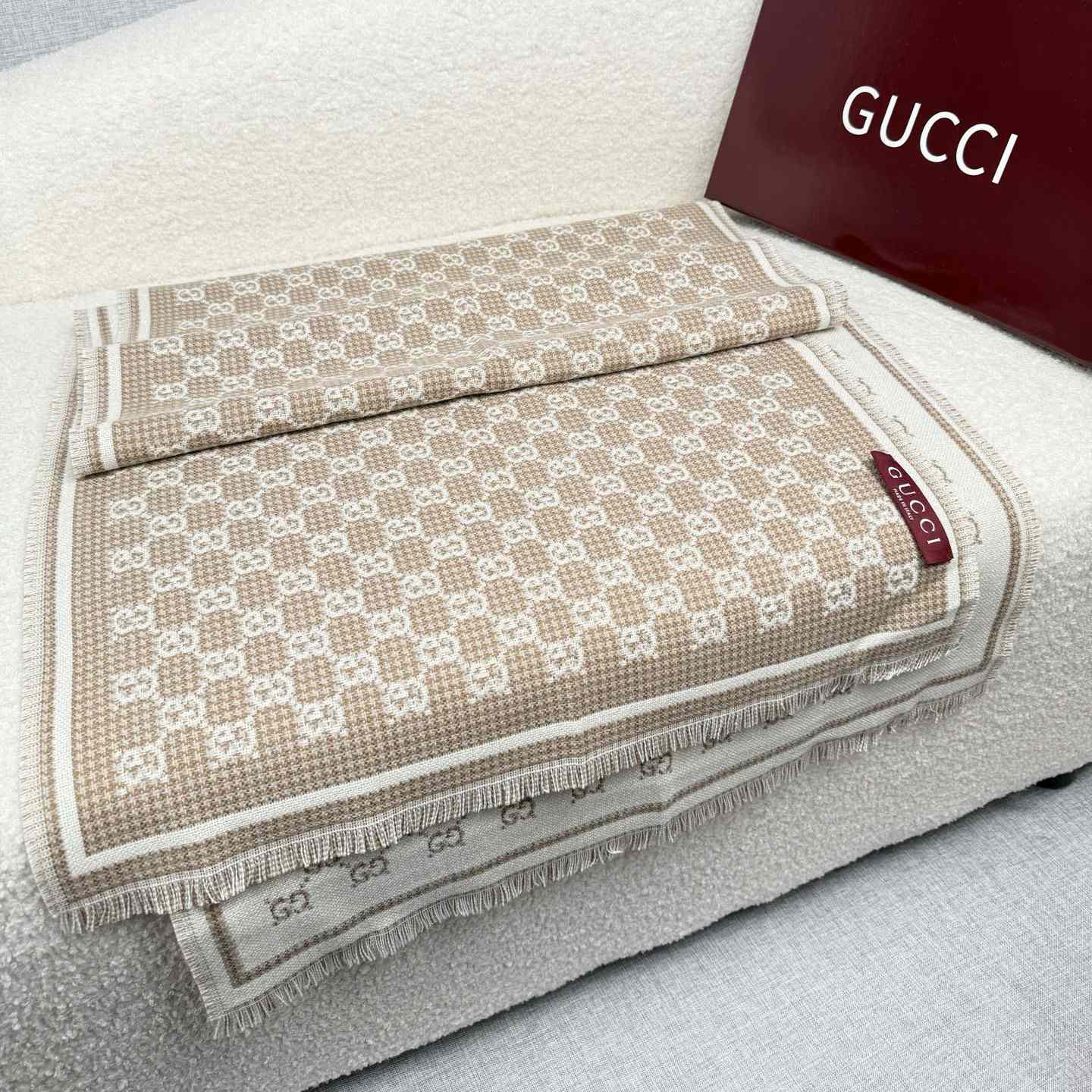 Gucci GG Wool Scarf - DesignerGu