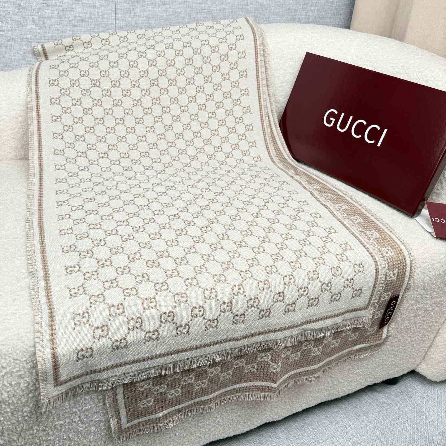 Gucci GG Wool Scarf - DesignerGu