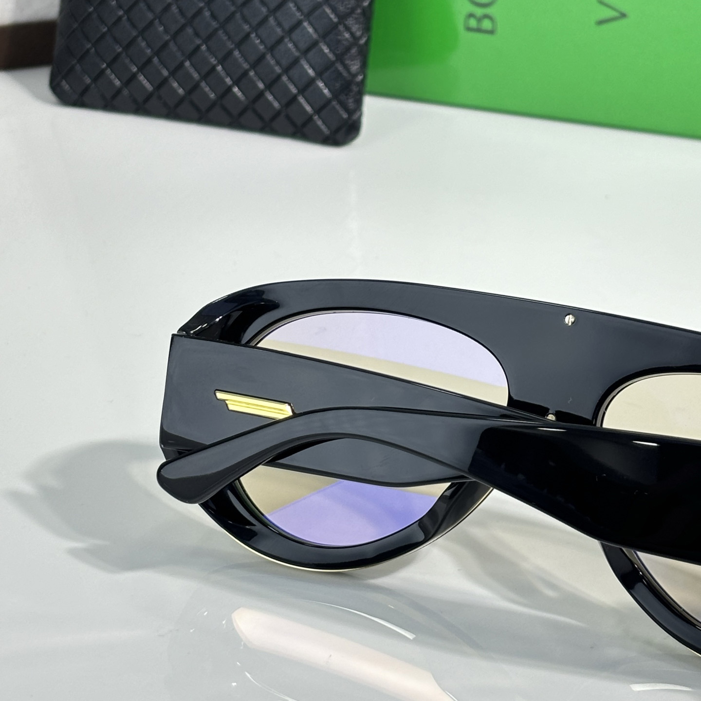 Bottega Veneta BV1362S Sunglasses   - DesignerGu