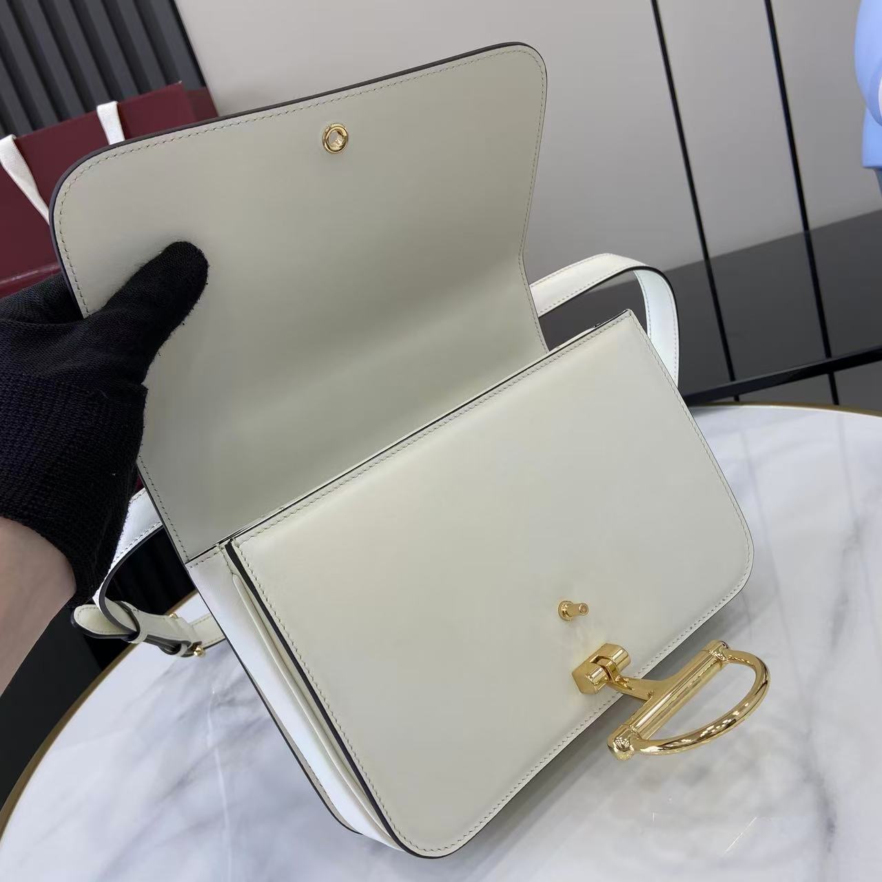 Gucci Siena Small Shoulder Bag - DesignerGu