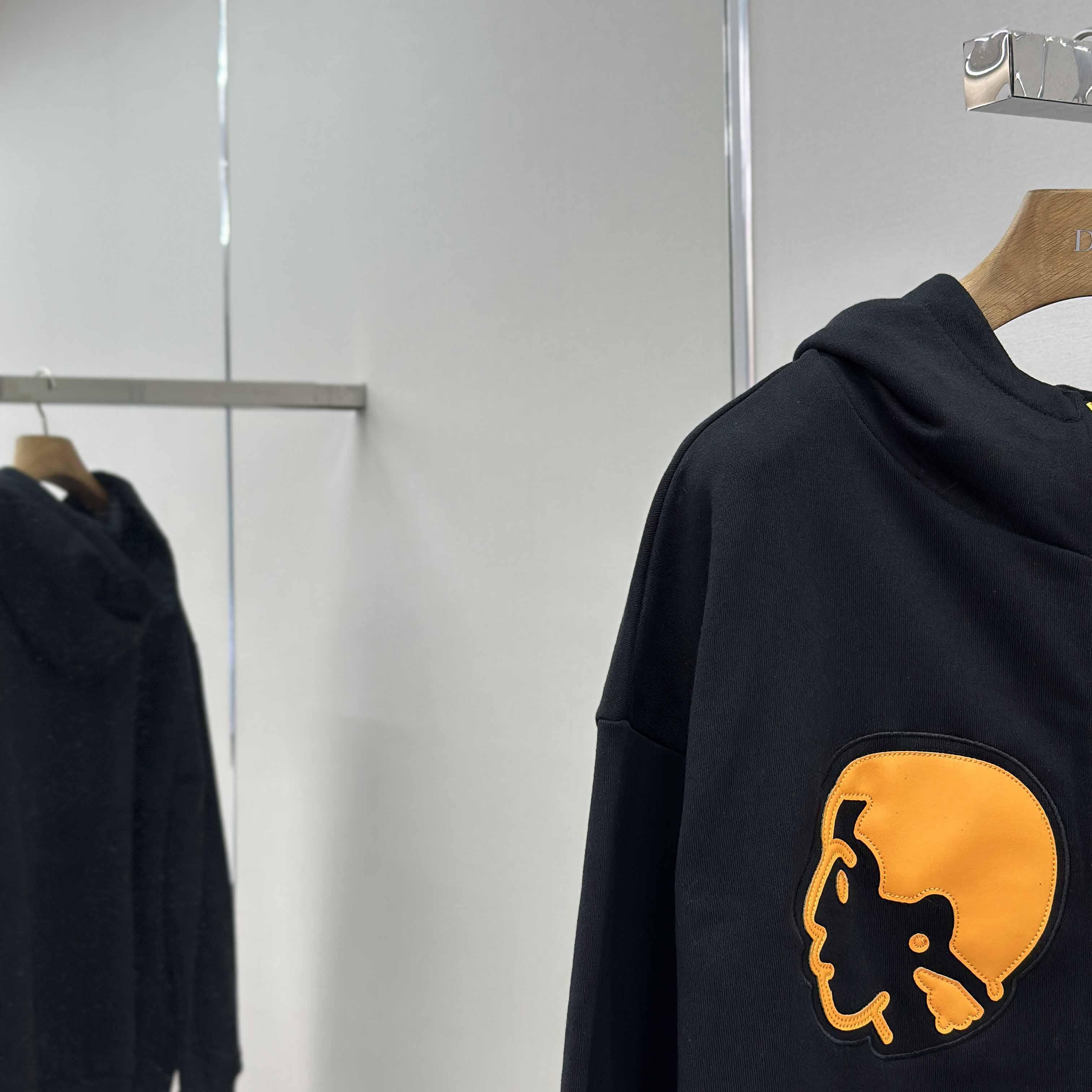 Louis Vuitton Zip Up Hoodie  1AIMQG - DesignerGu