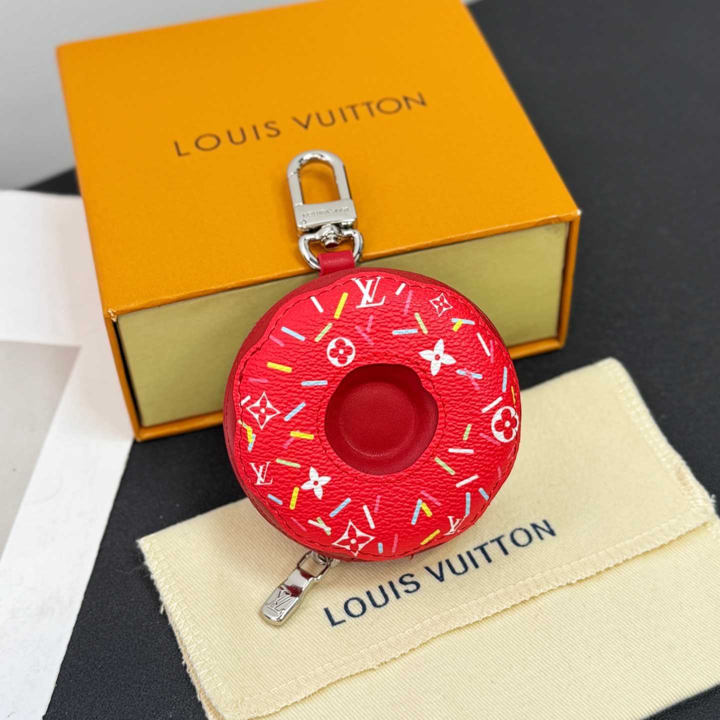 Louis Vuitton LV Donut Bag Charm    - DesignerGu