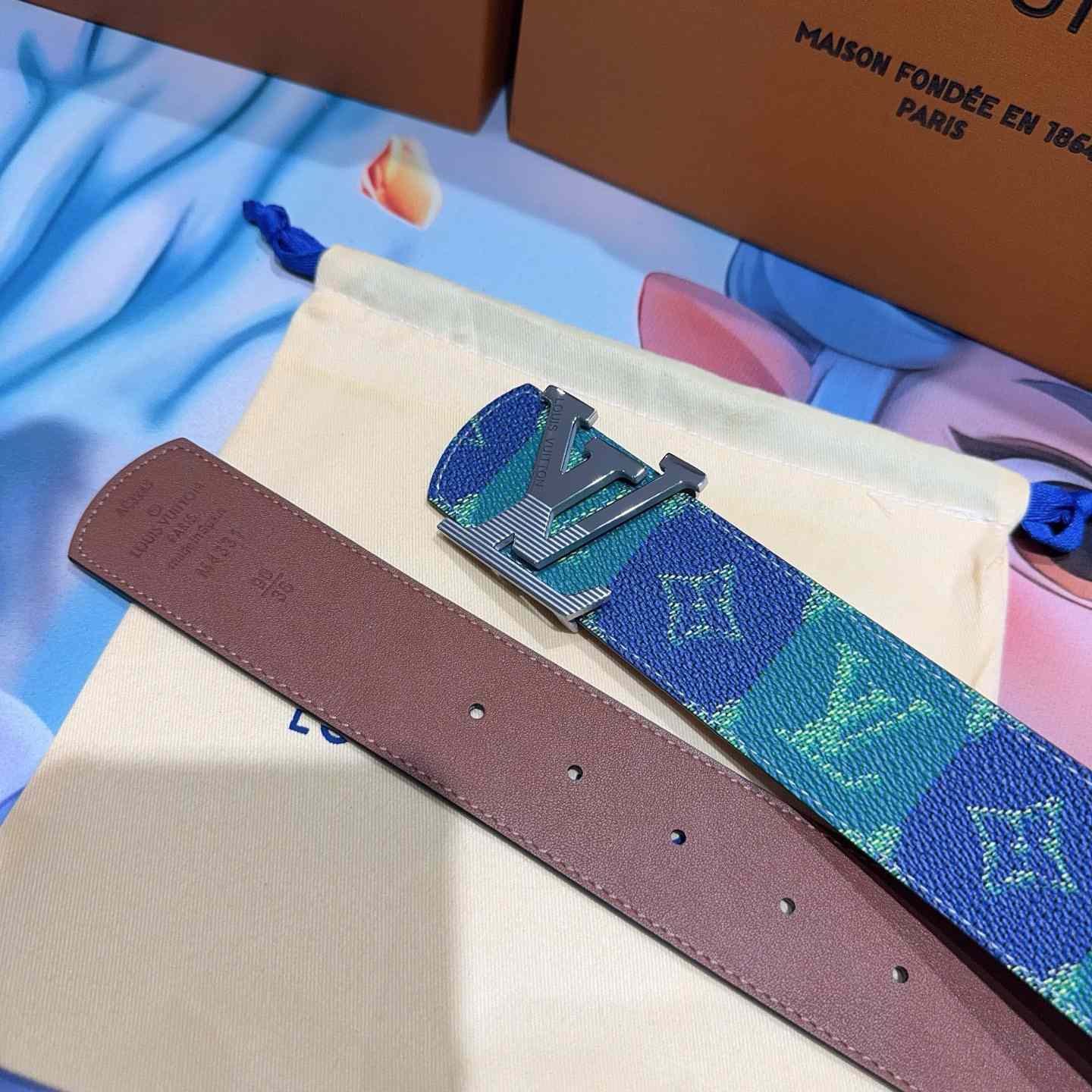 Louis Vuitton 40mm Reversible Belt  - DesignerGu