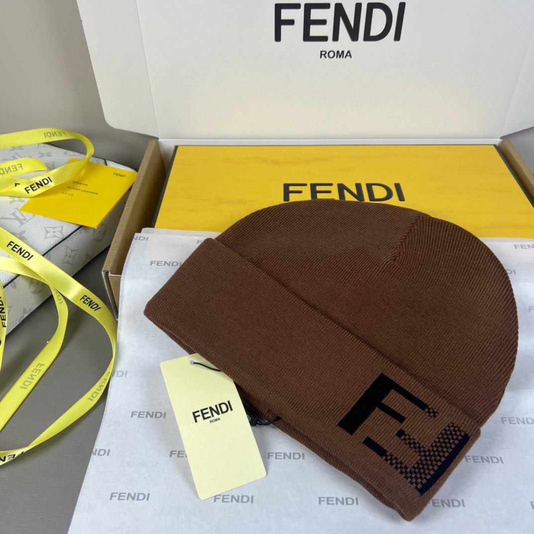 Fendi FF-jacquard Beanie - DesignerGu