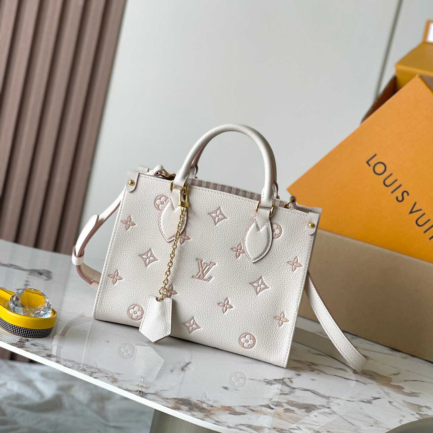 Louis Vuitton OnTheGo PM   M14403 - DesignerGu