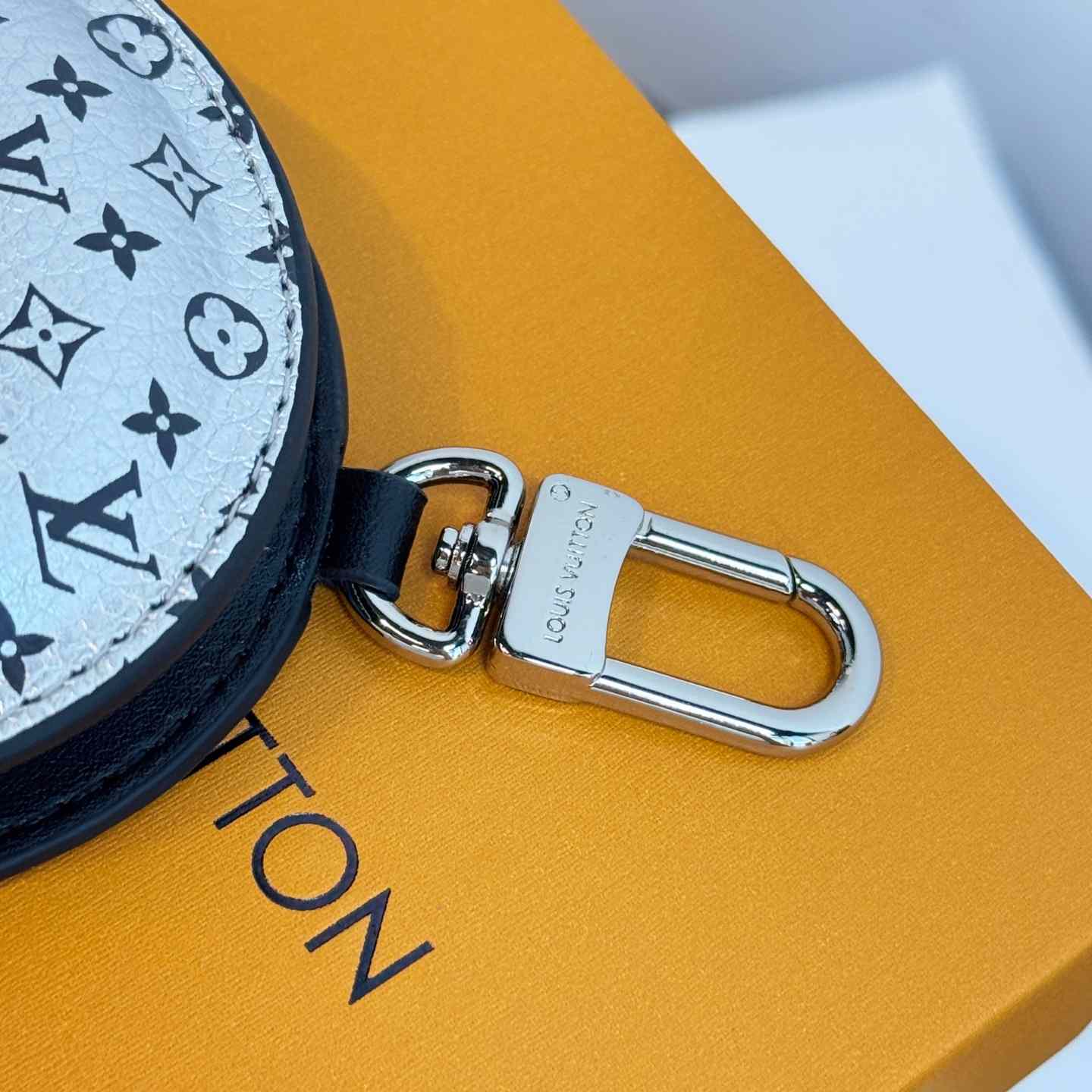 Louis Vuitton LV Alien Bag Charm - DesignerGu