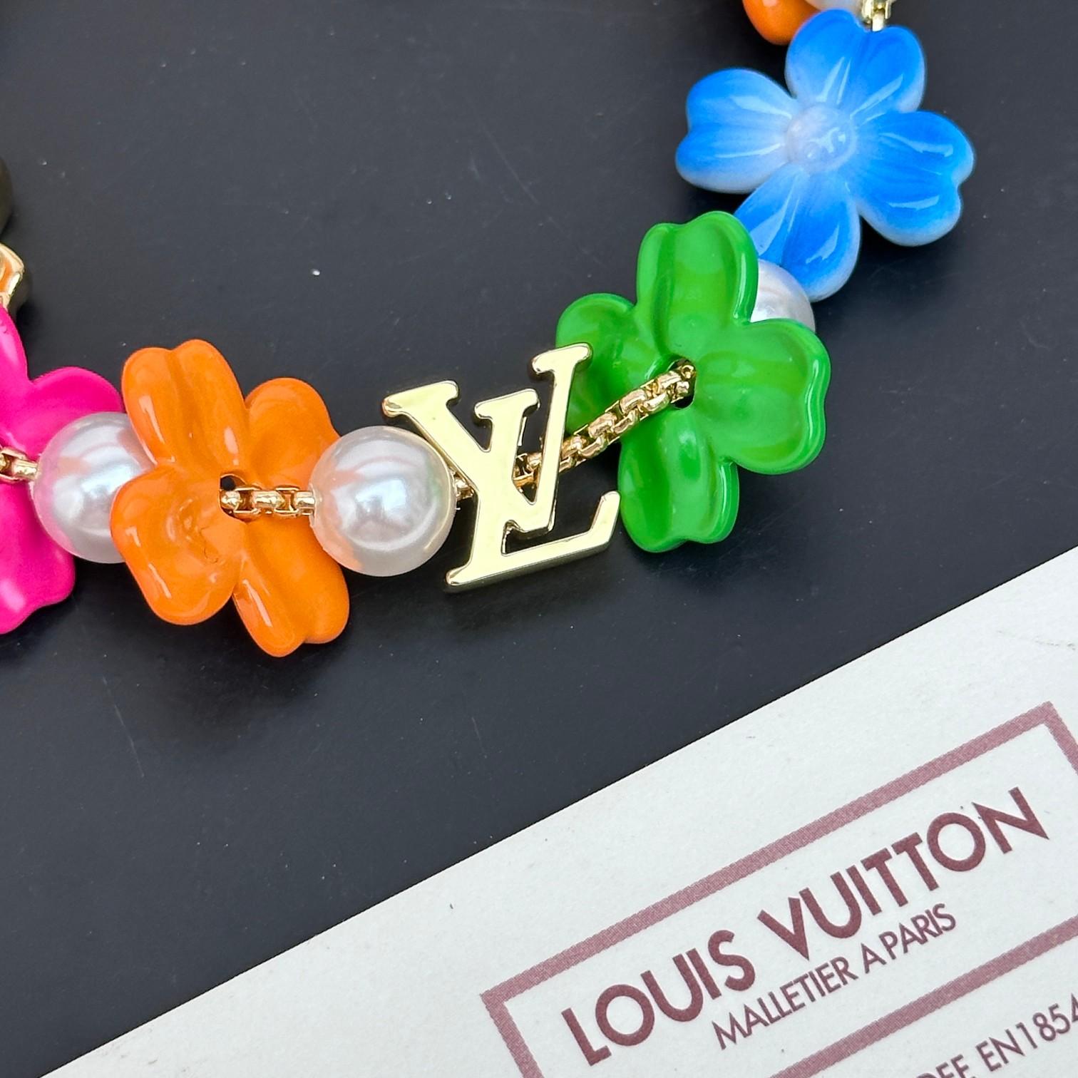 Louis Vuitton LV Surfin' Flower Bracelet   M1603A - DesignerGu