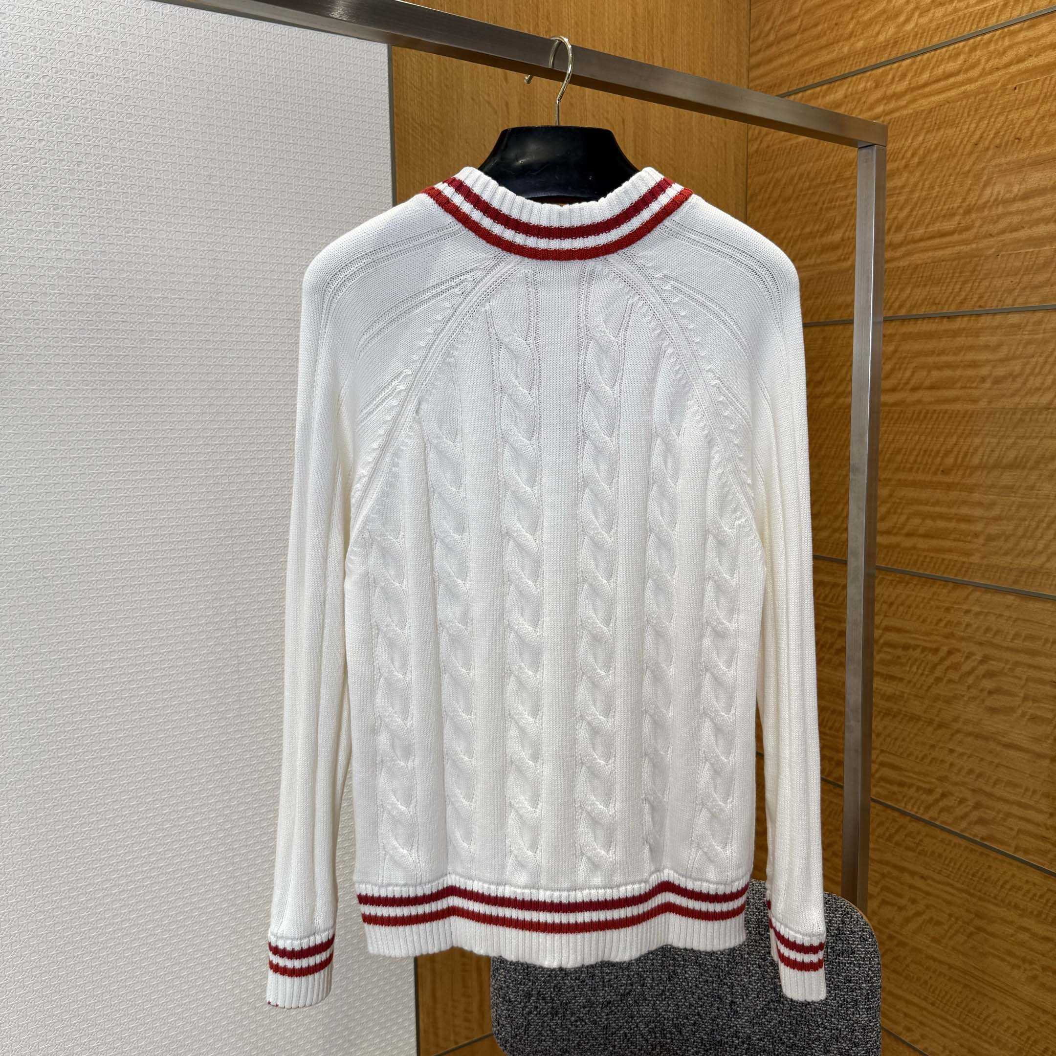 Louis Vuitton Preppy V-Neck Cable Pullover   1AIJYR - DesignerGu