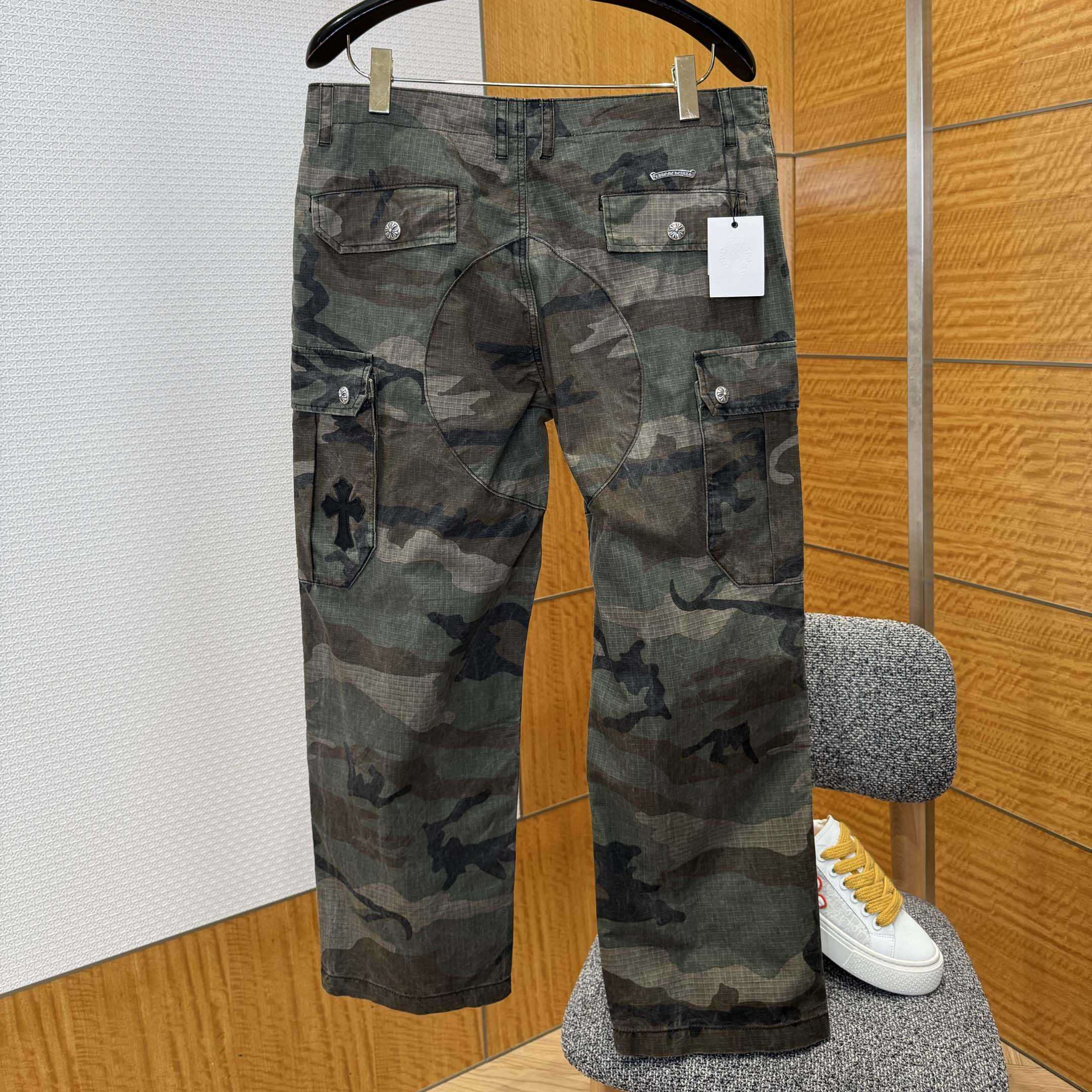 Chrome Hearts Camo Cargo Pants  - DesignerGu